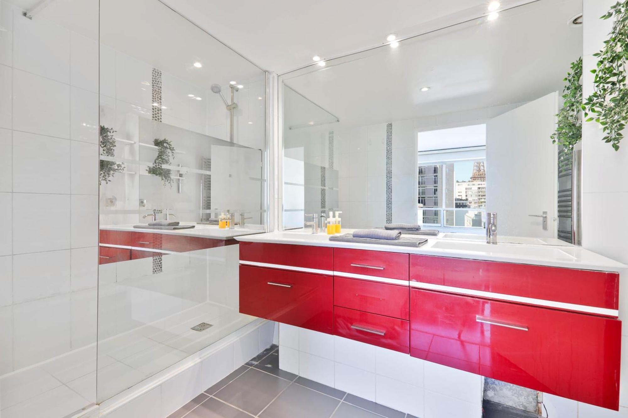 Apartment Quartier Tour Eiffel 7 *