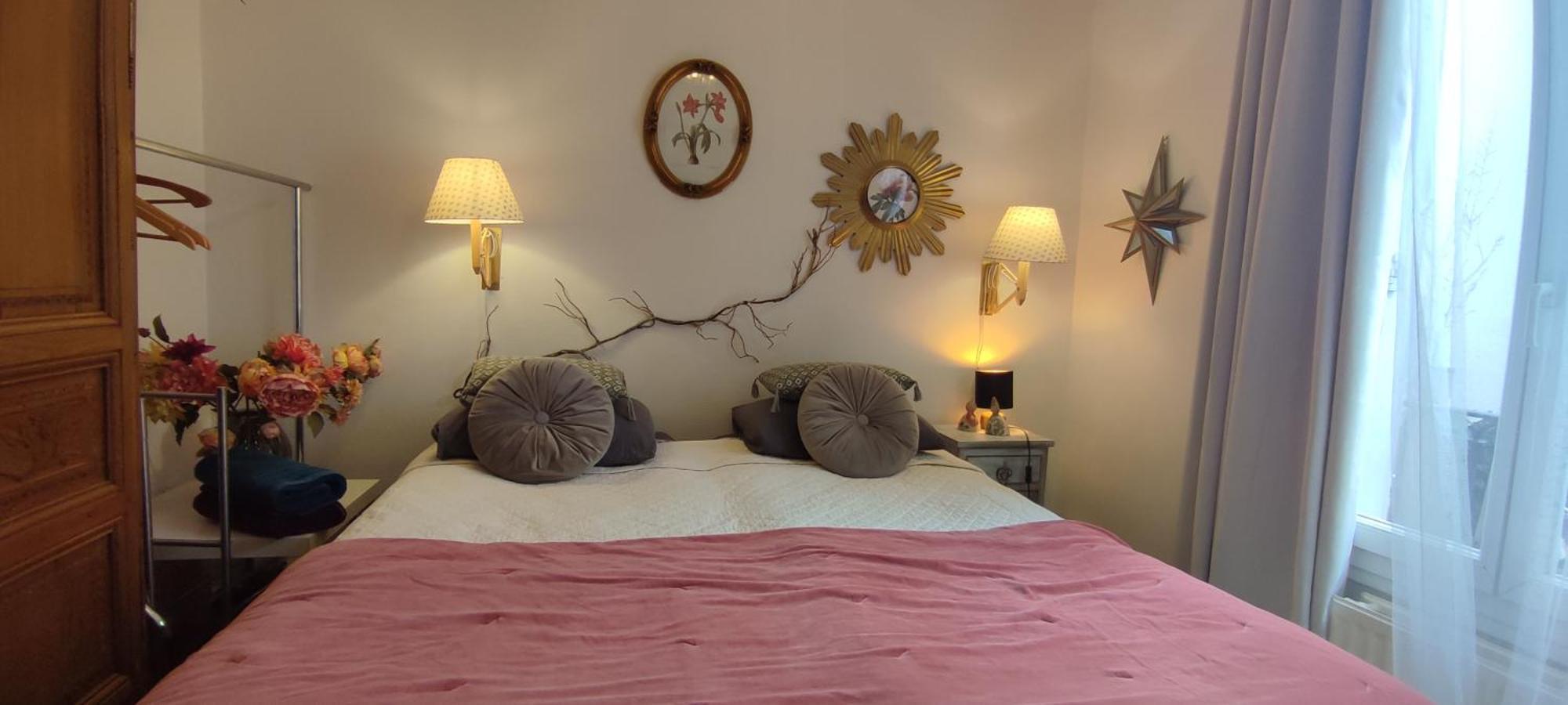 Authentic House 2 Maisons 1 Ideale Pour Groupes, Capacite 30 Personnes * Parigi