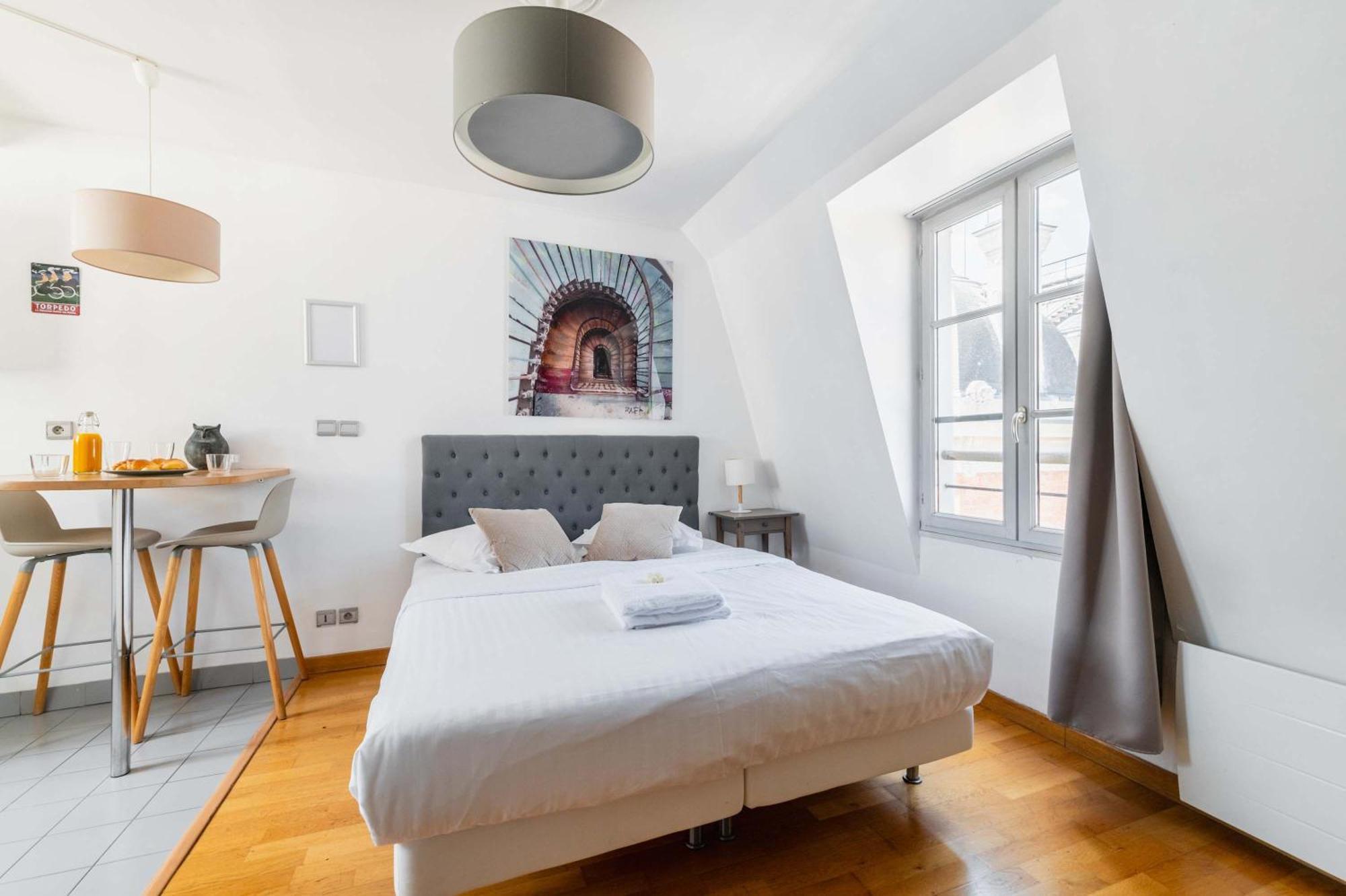 Zzz Buffon Samlize Apartment *