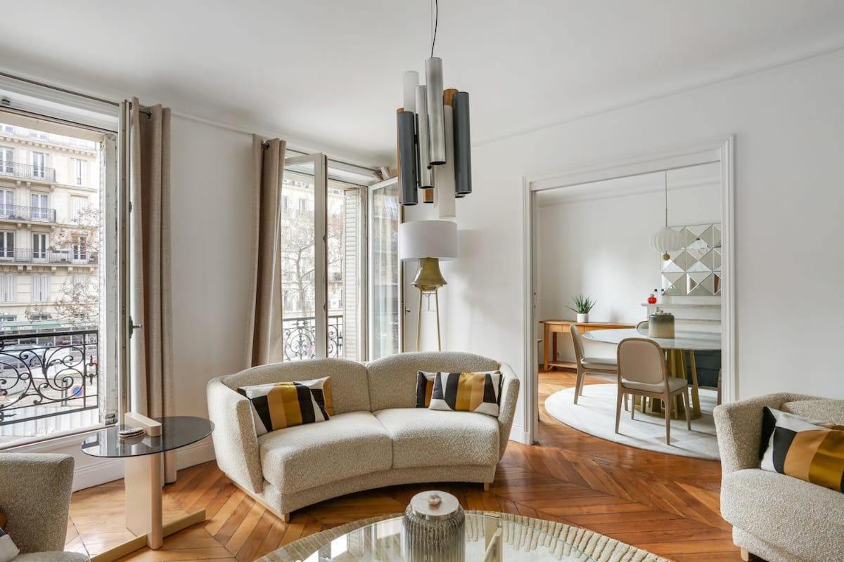 Two Luxury Parigi