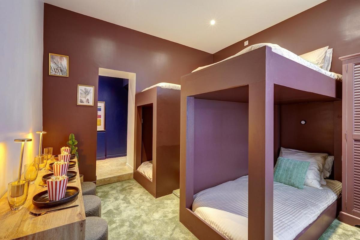 Sacre Coeur, Netflix & Chill By Ecoflats * Parigi