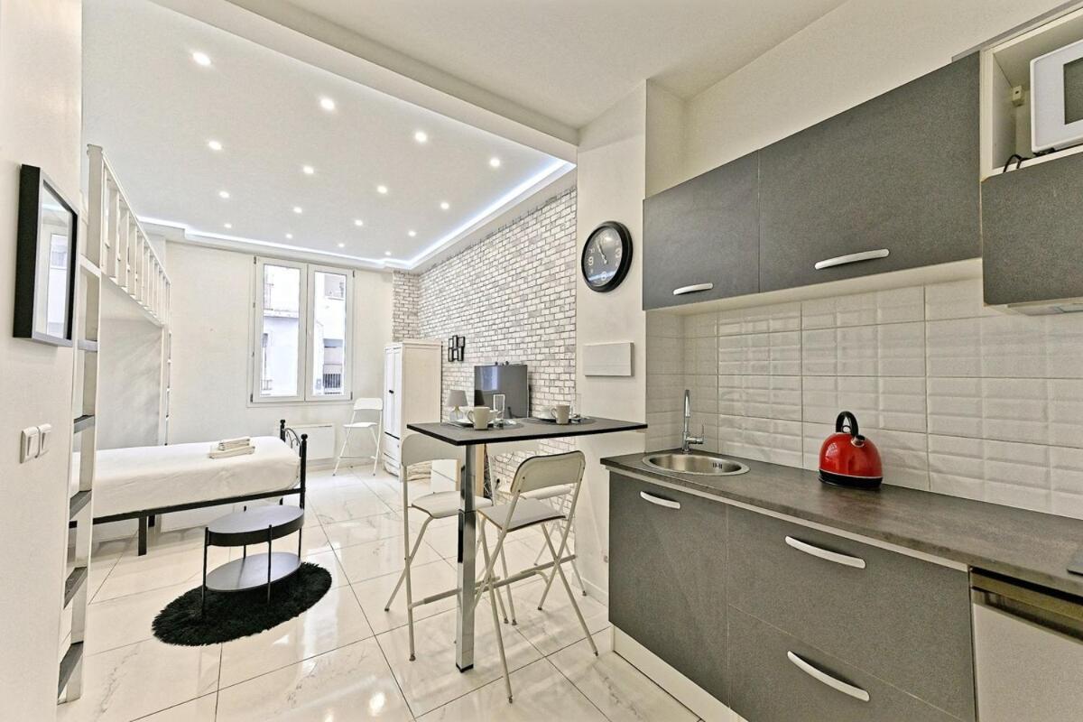Cosy Proche De Montmartre Charme Du 18e Appartamento