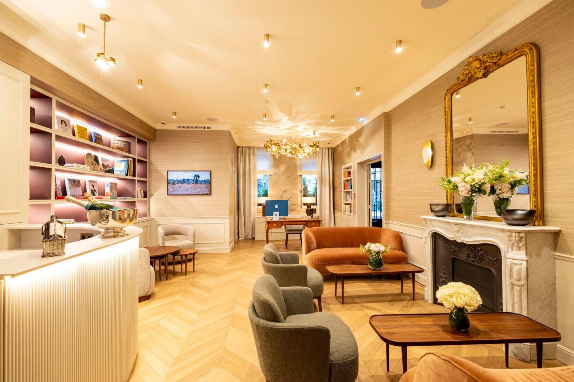 Foch Hotel Paris