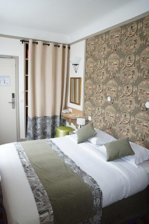 Hotel Foch Paris
