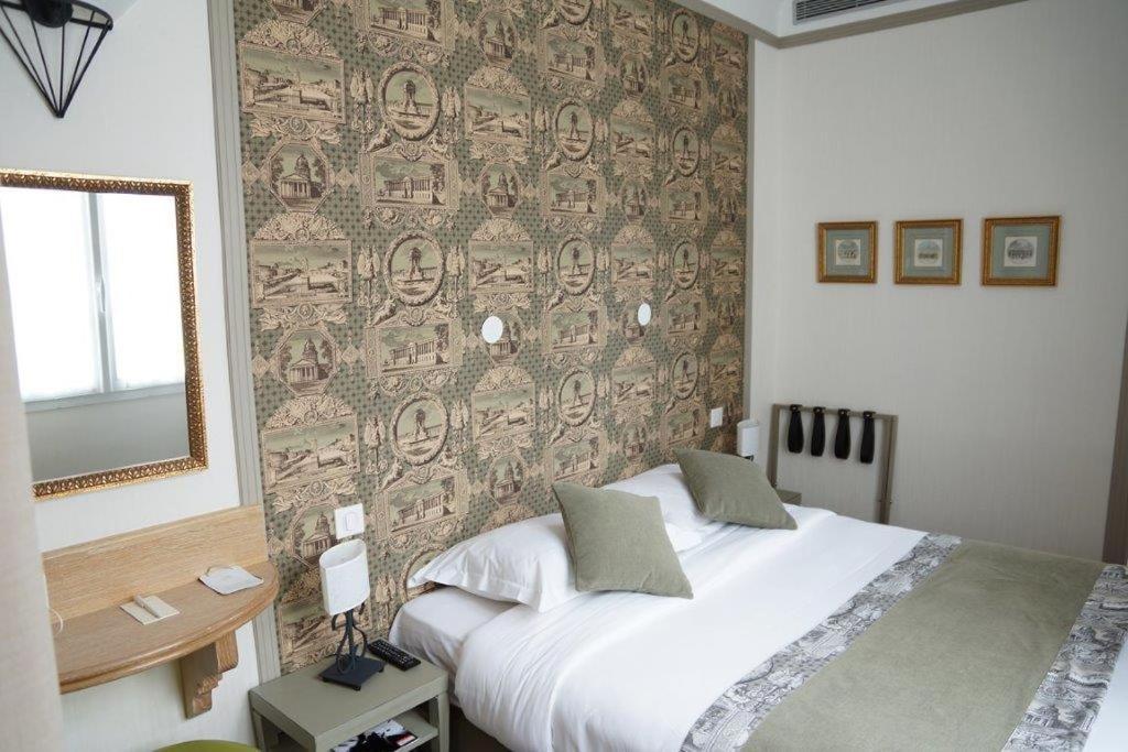 Foch 4* Paris