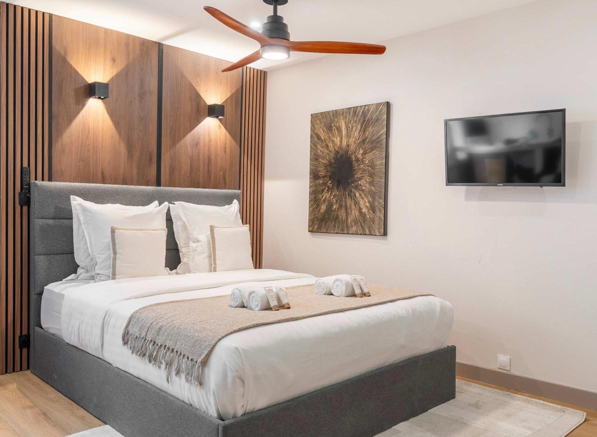 Near Porte De Versailles Apartment *