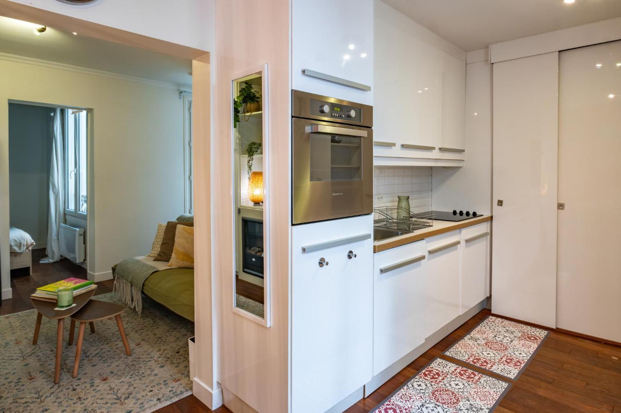 Apartment Charming In Heart Of
