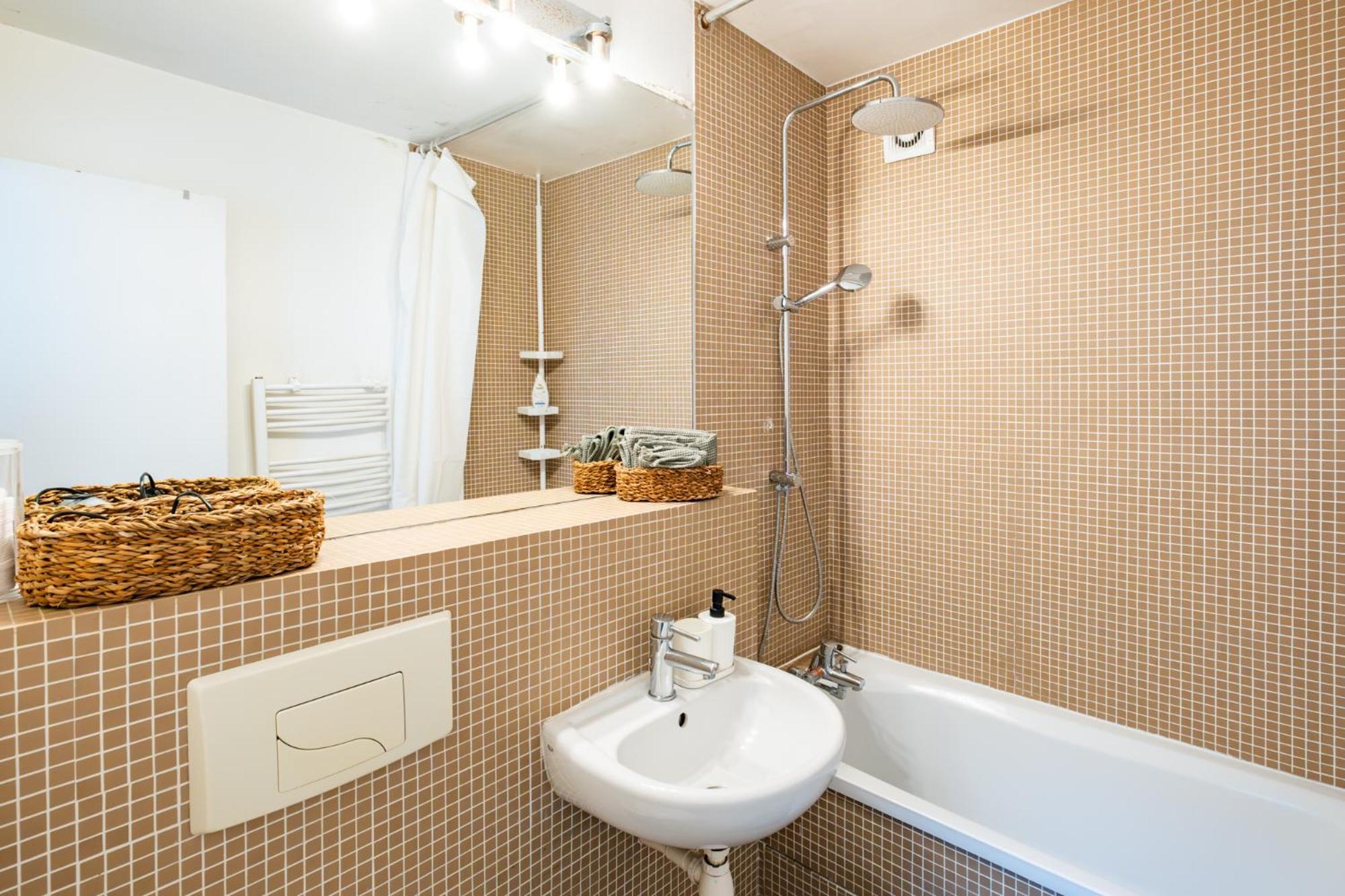 Charming In Heart Of Apartment Paris