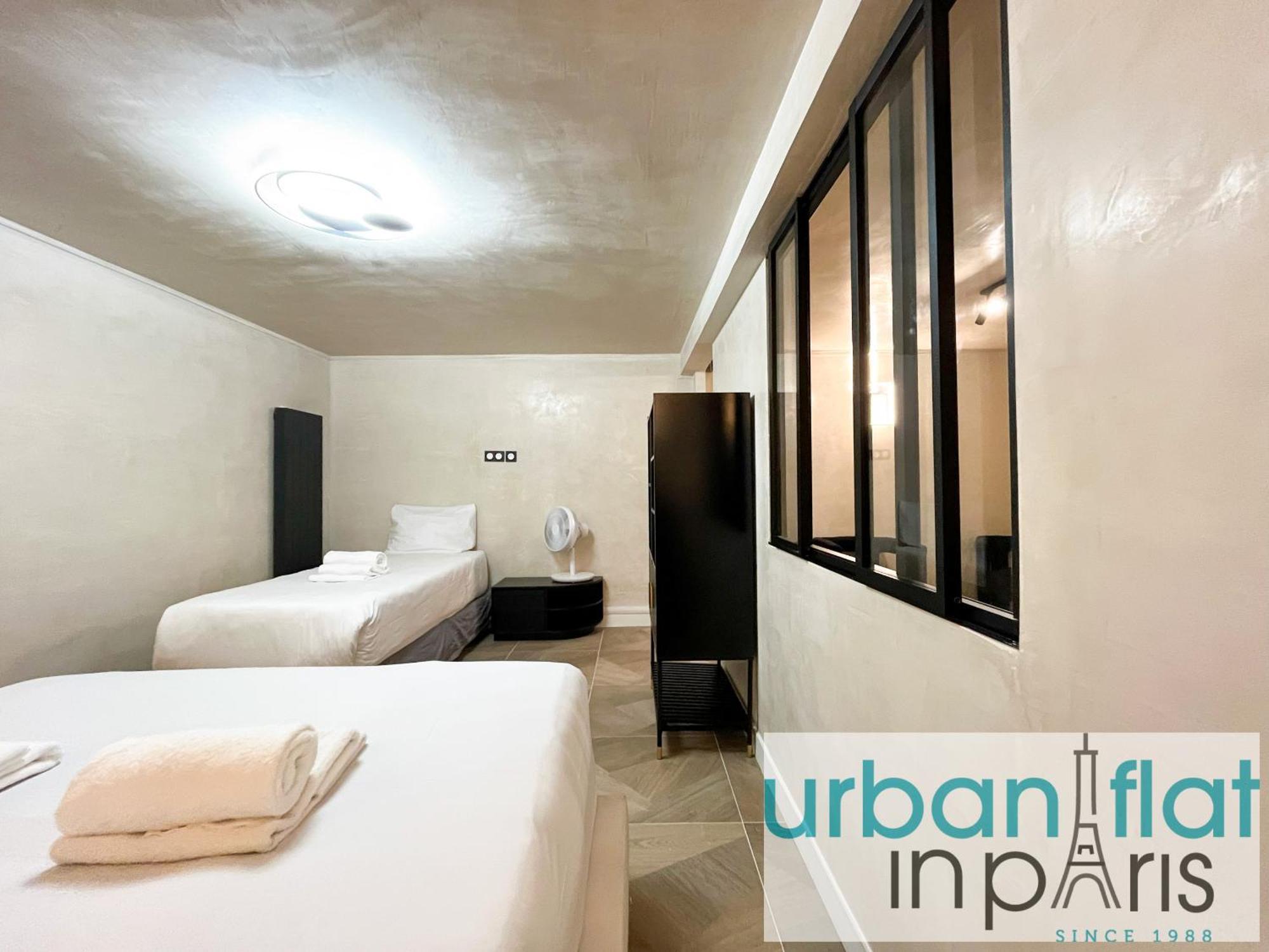 Urban Flat 09 - Stylish Triplex Champs-elysees Appartamento