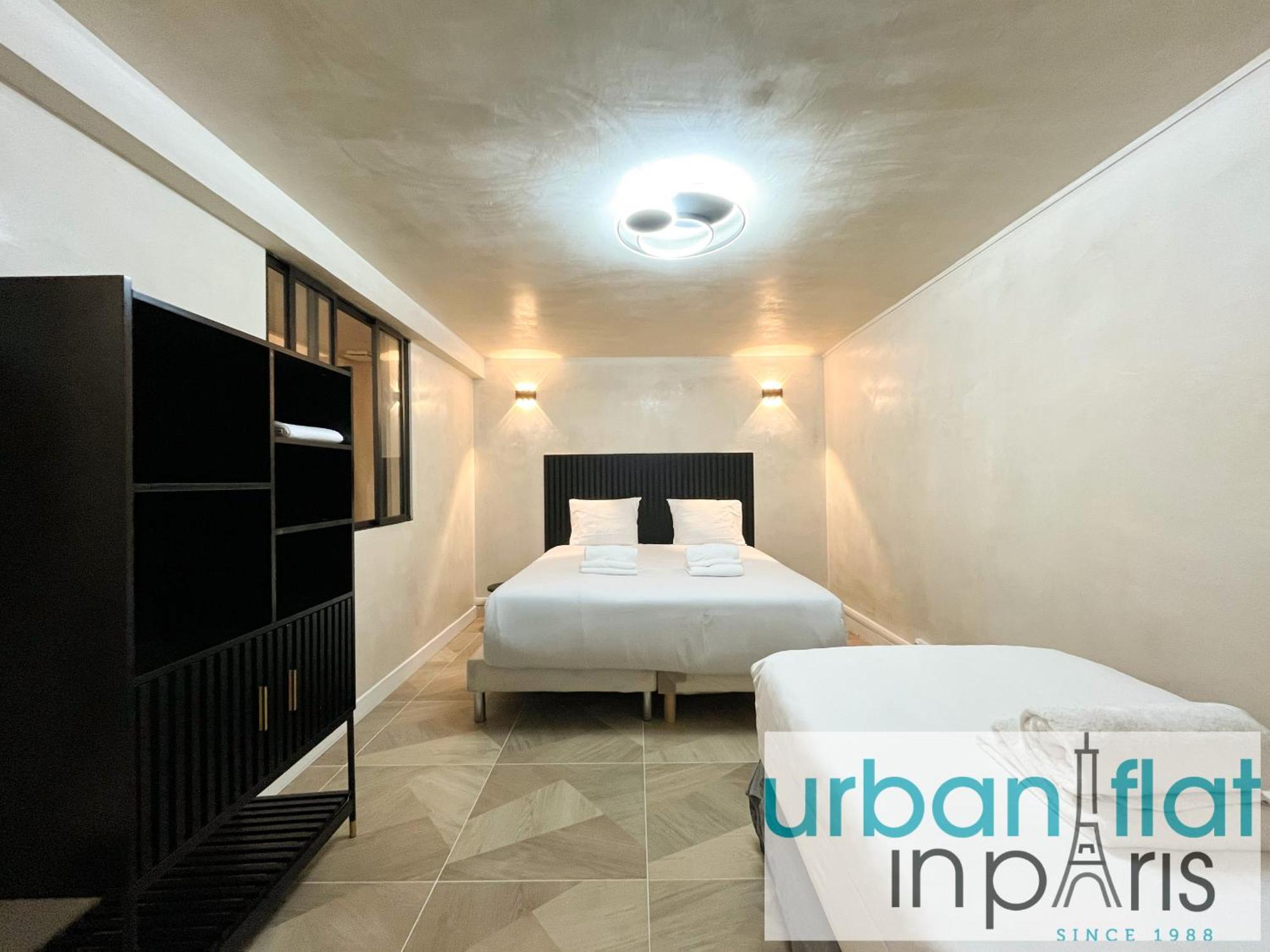 Appartamento Urban Flat 09 - Stylish Triplex Champs-elysees *