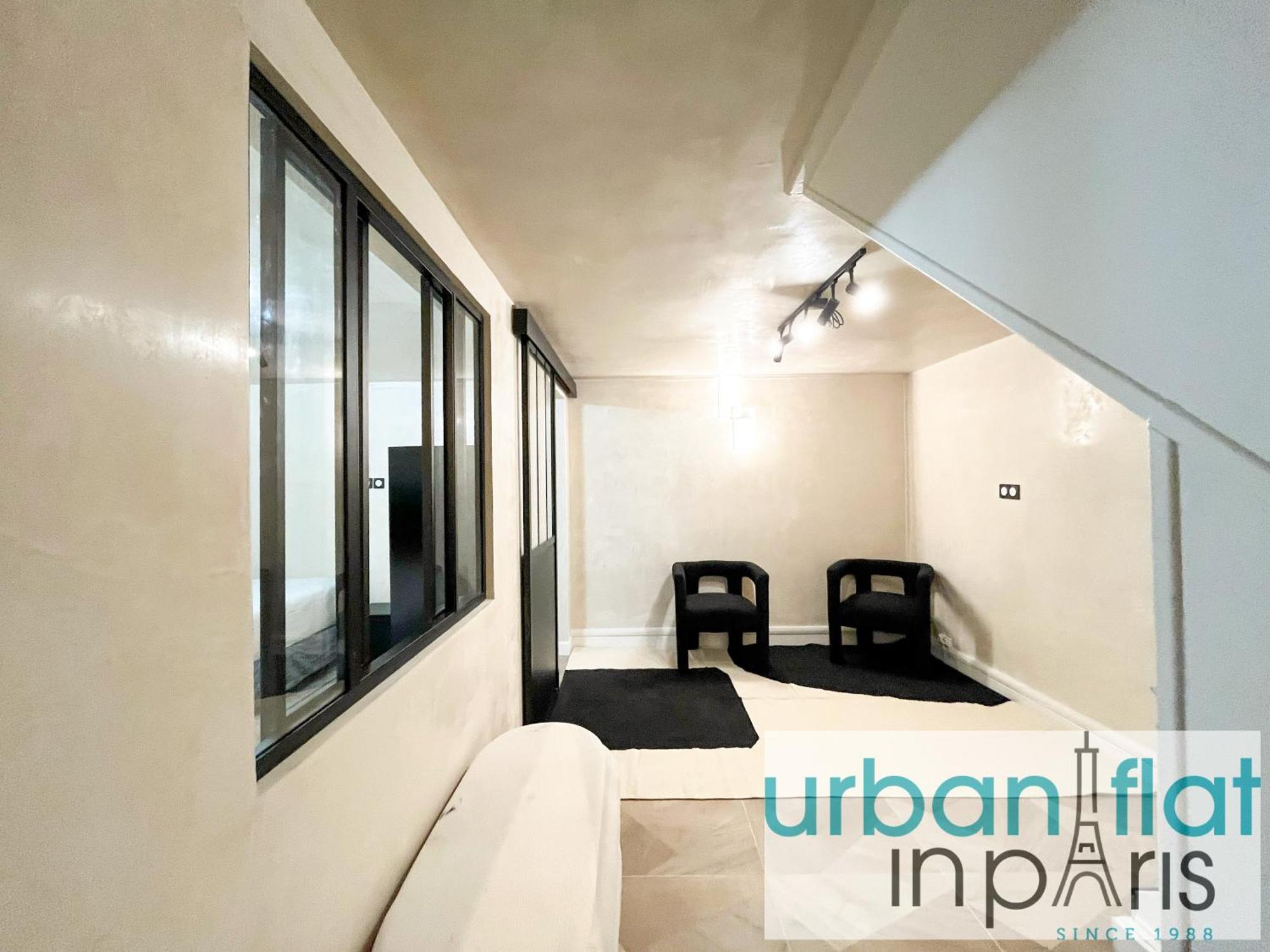 Appartamento Urban Flat 09 - Stylish Triplex Champs-elysees Parigi