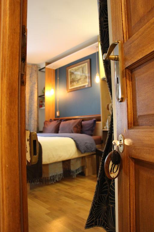 Alloggio in famiglia Private In A Parisian Homestay! - Close To It All!