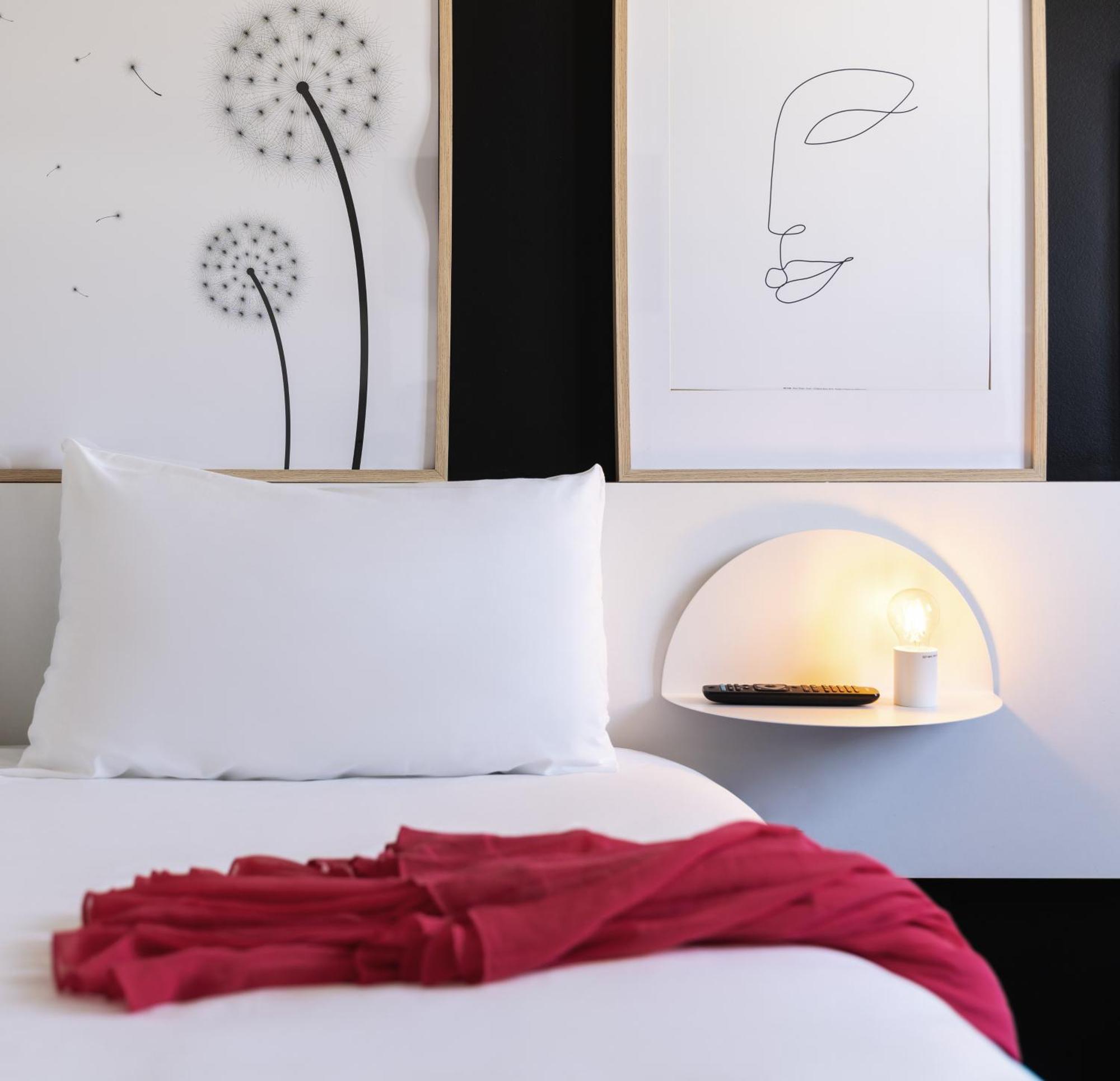 Ibis Styles Gare De L'est Chateau Landon Hotel