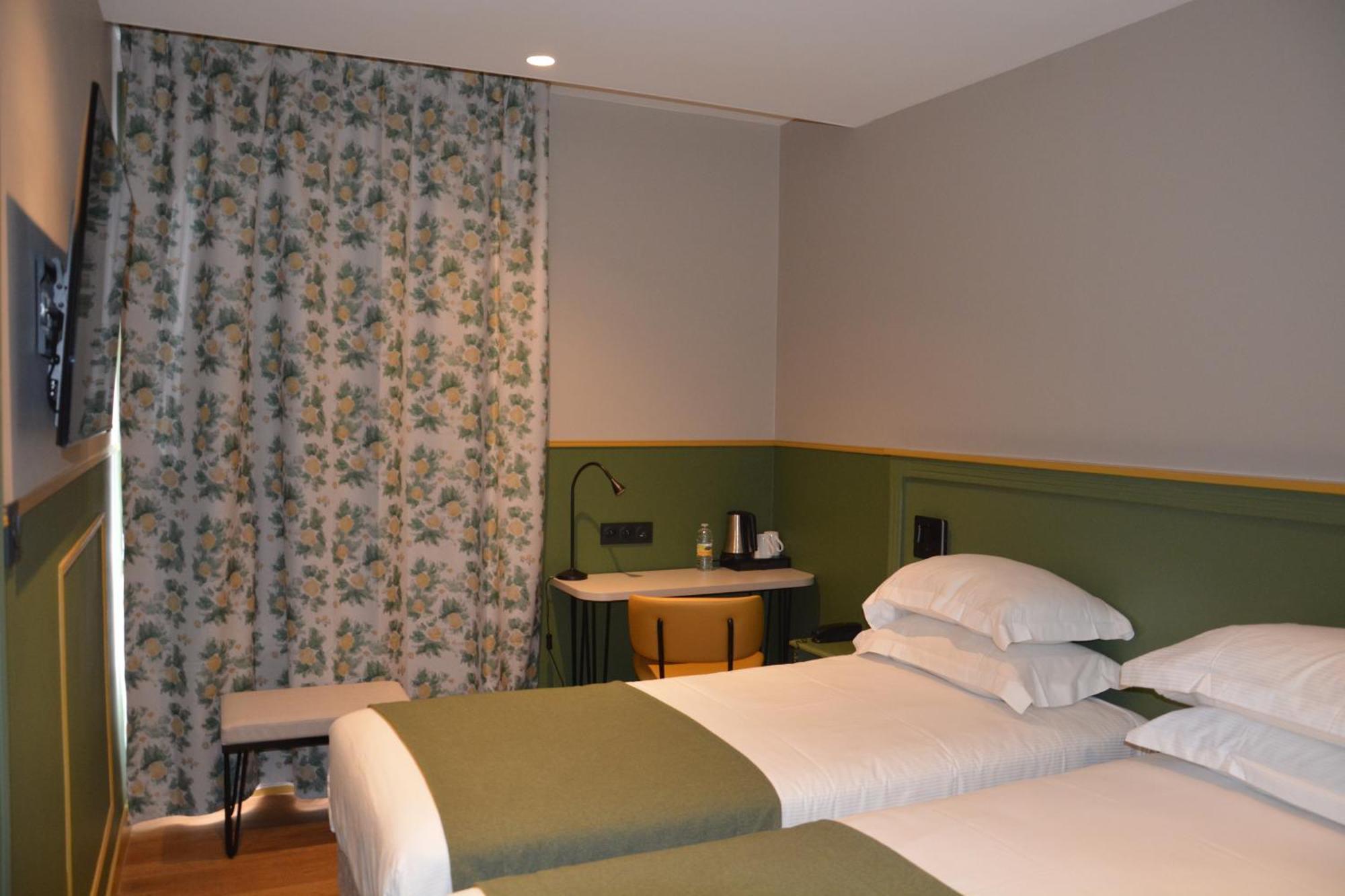 Hotel Montcalm 3*