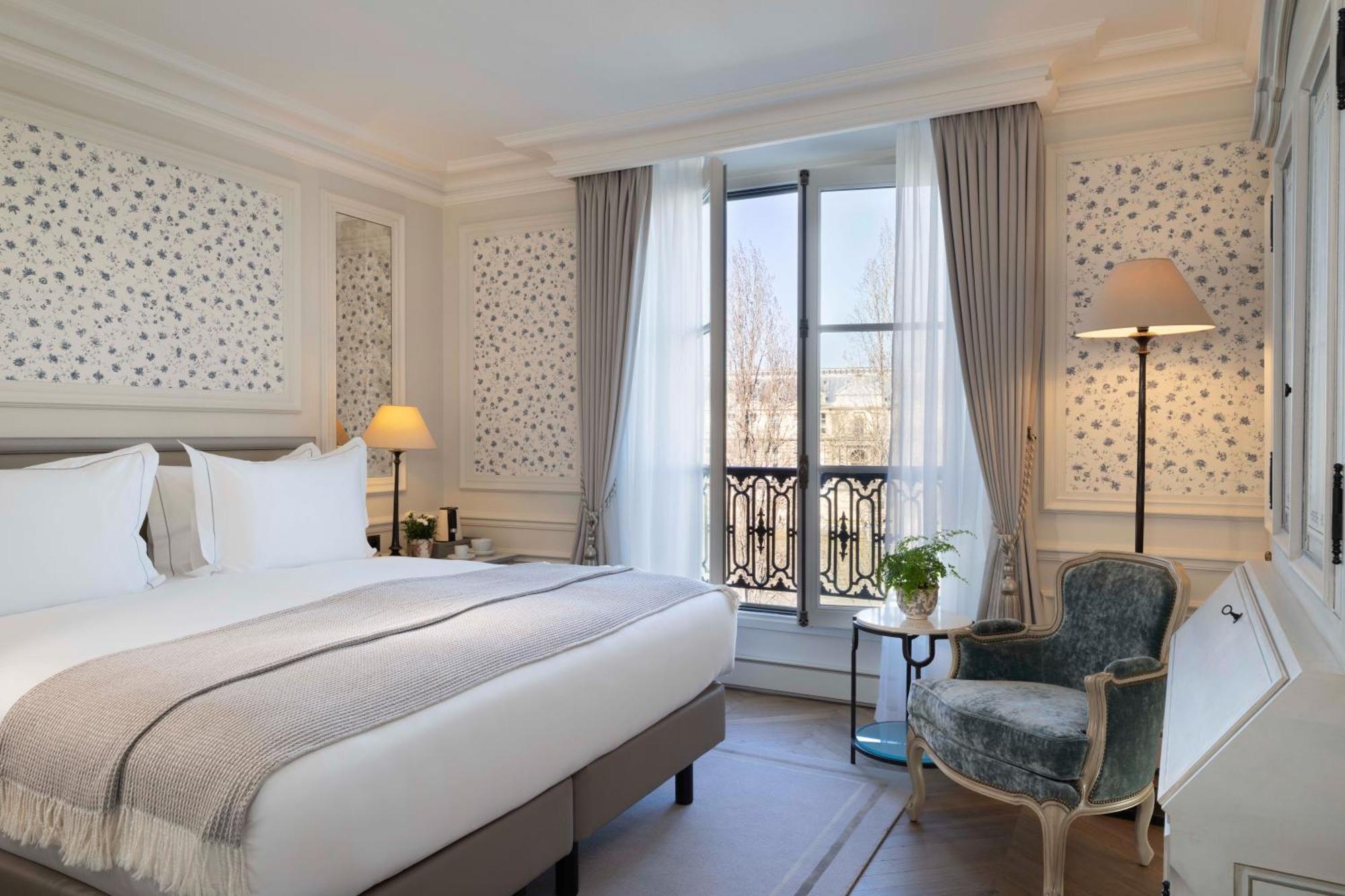 Du Quai Voltaire Parigi