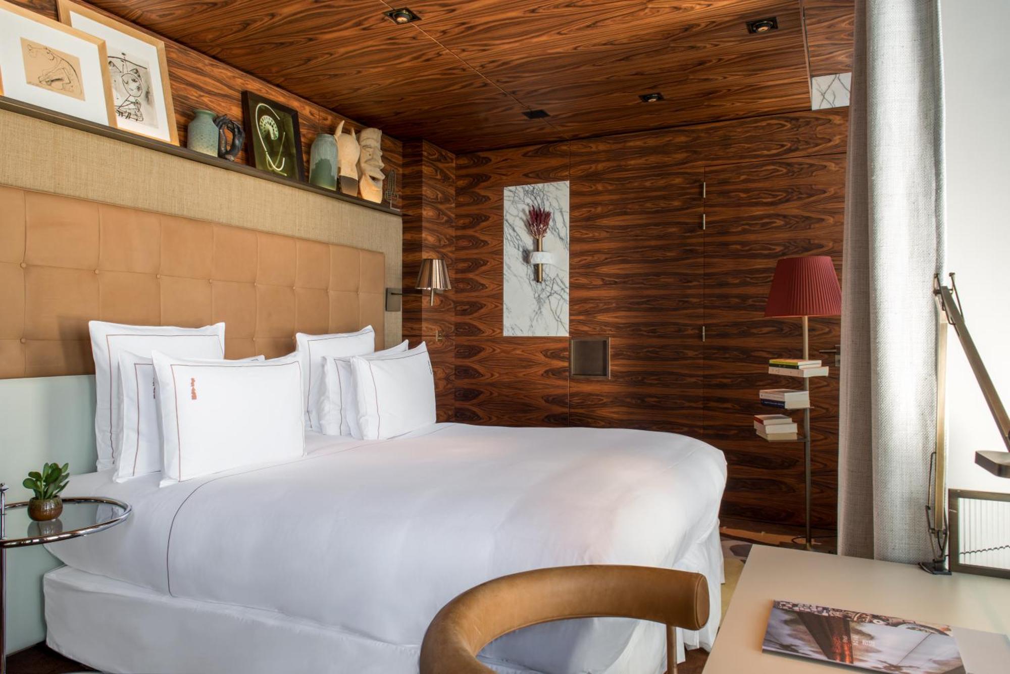 Brach - Evok Collection Hotel