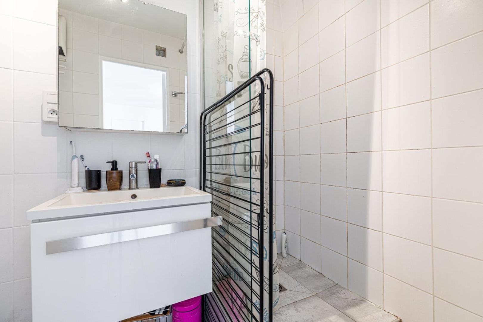 Apartment Guestready - Charming Canal St-martin Retreat