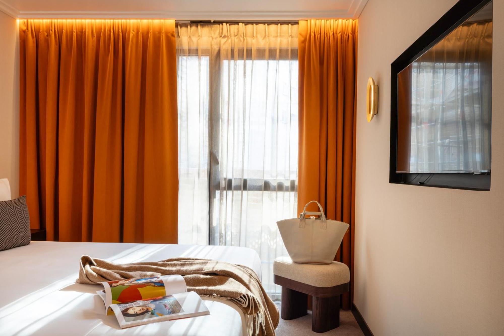 Belinda & Hotel Parigi