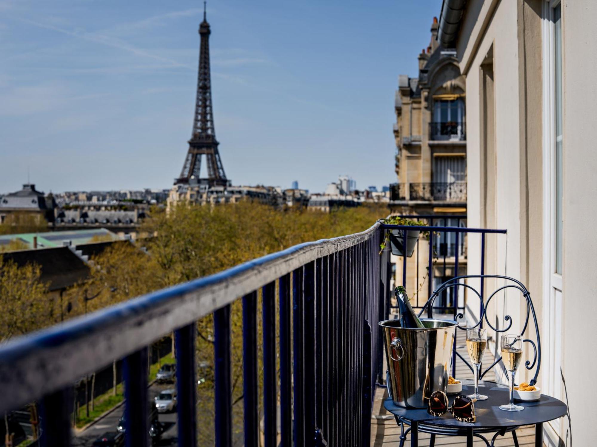 Duquesne Eiffel Hotel