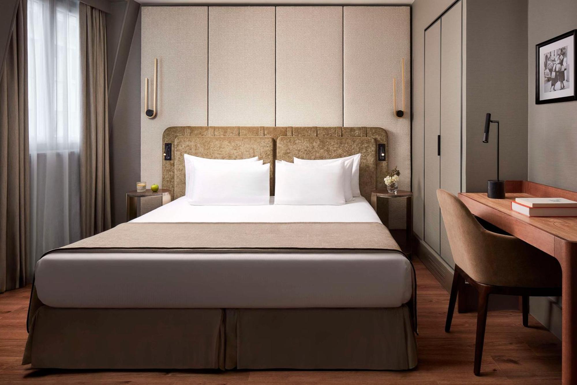 Hotel Nh Champs-elysees