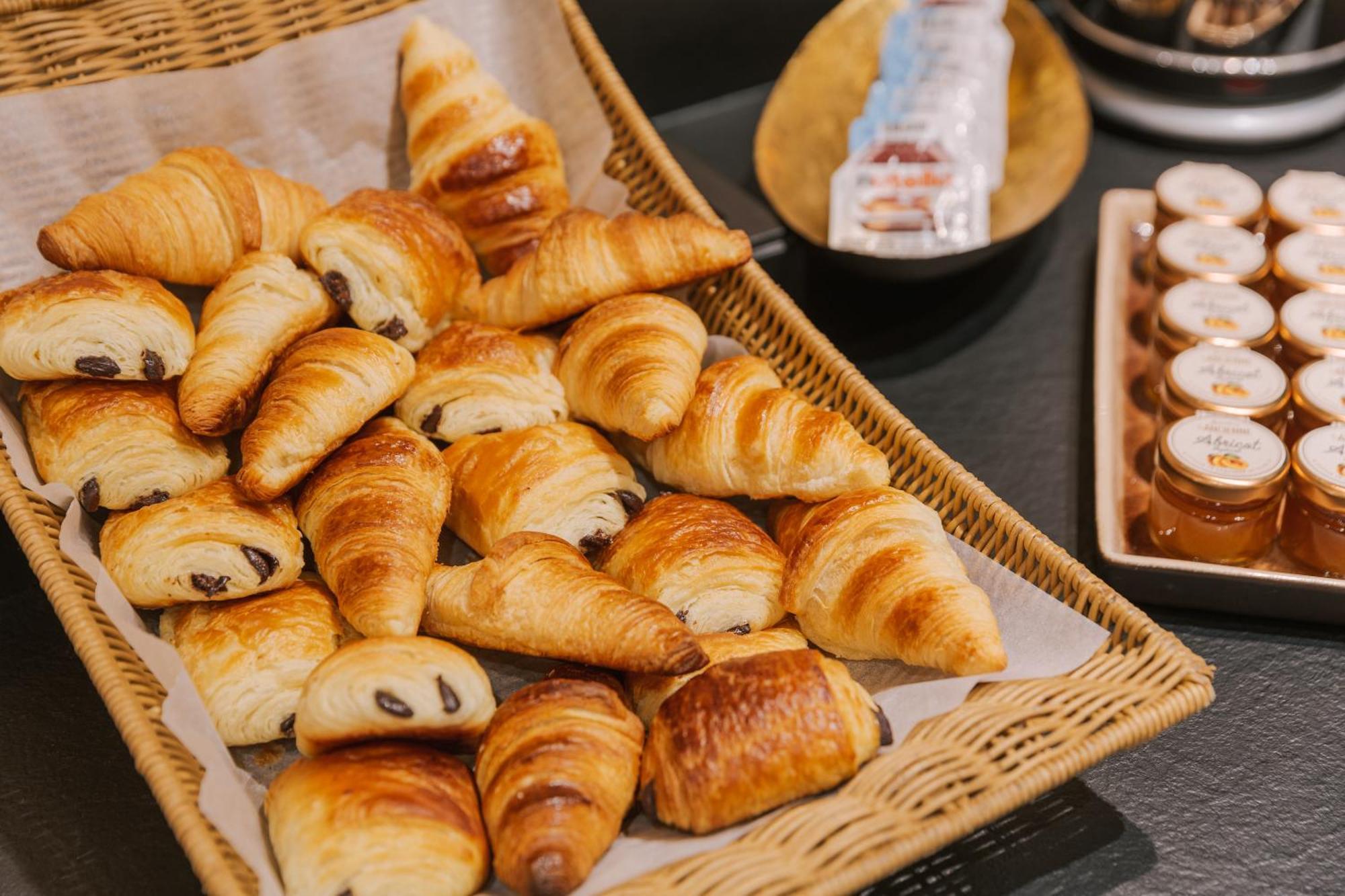 Sonder Le Frochot Hotel Paris