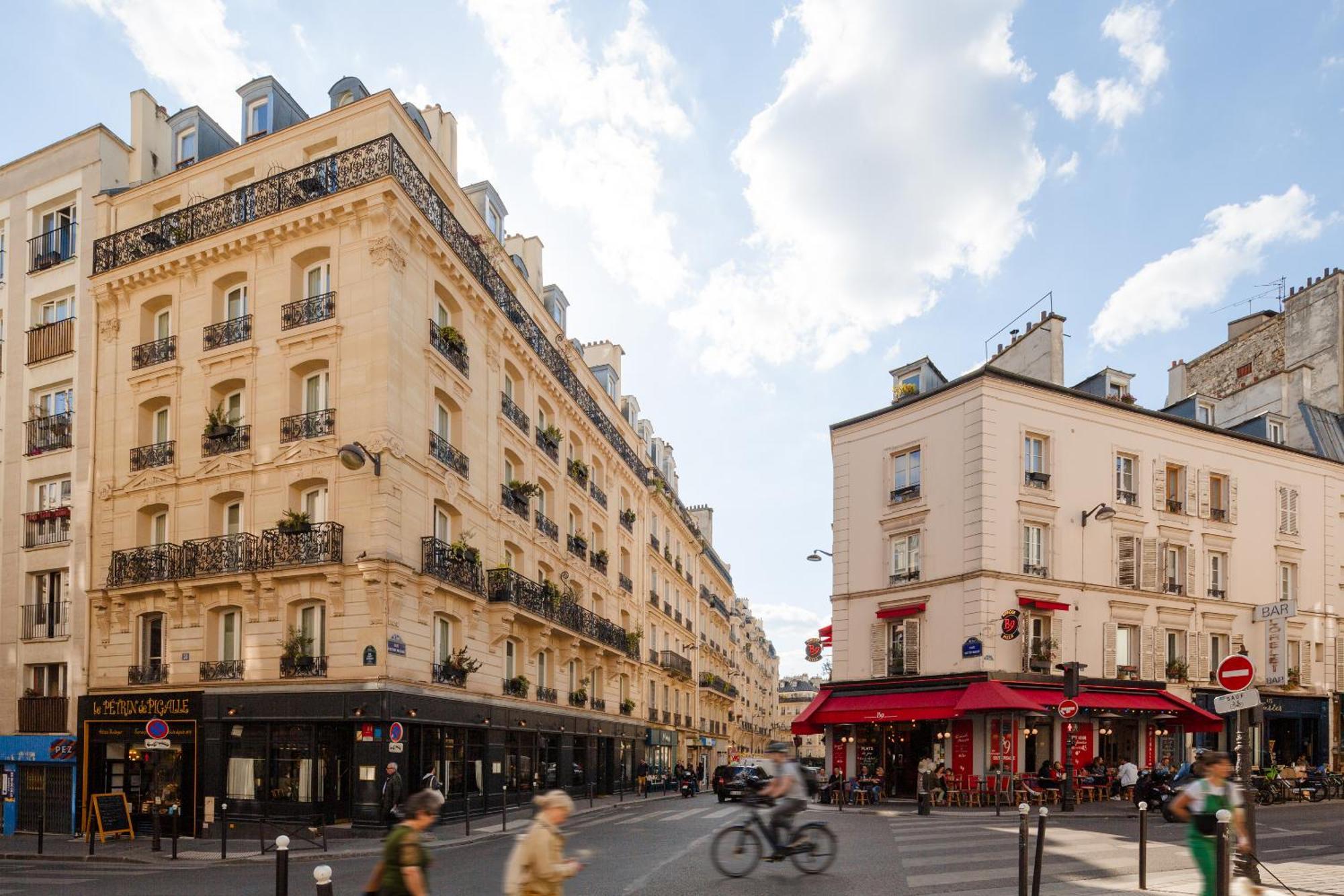 Sonder Le Frochot