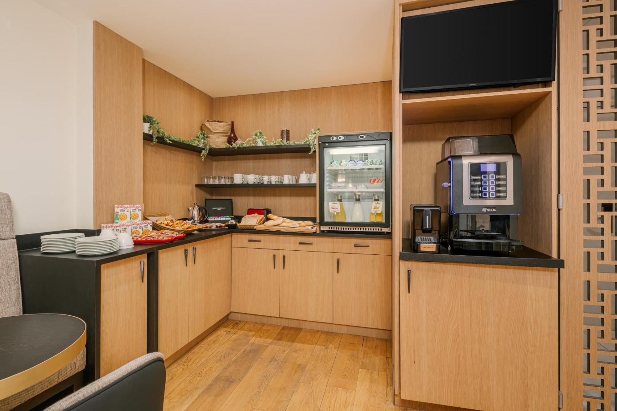 Hotel Sonder Le Frochot 3*