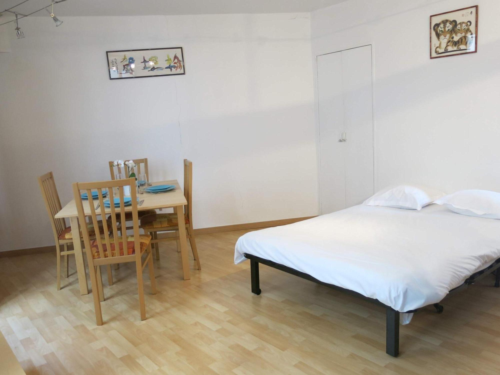 Faubourg Montmartre Citycosy *
