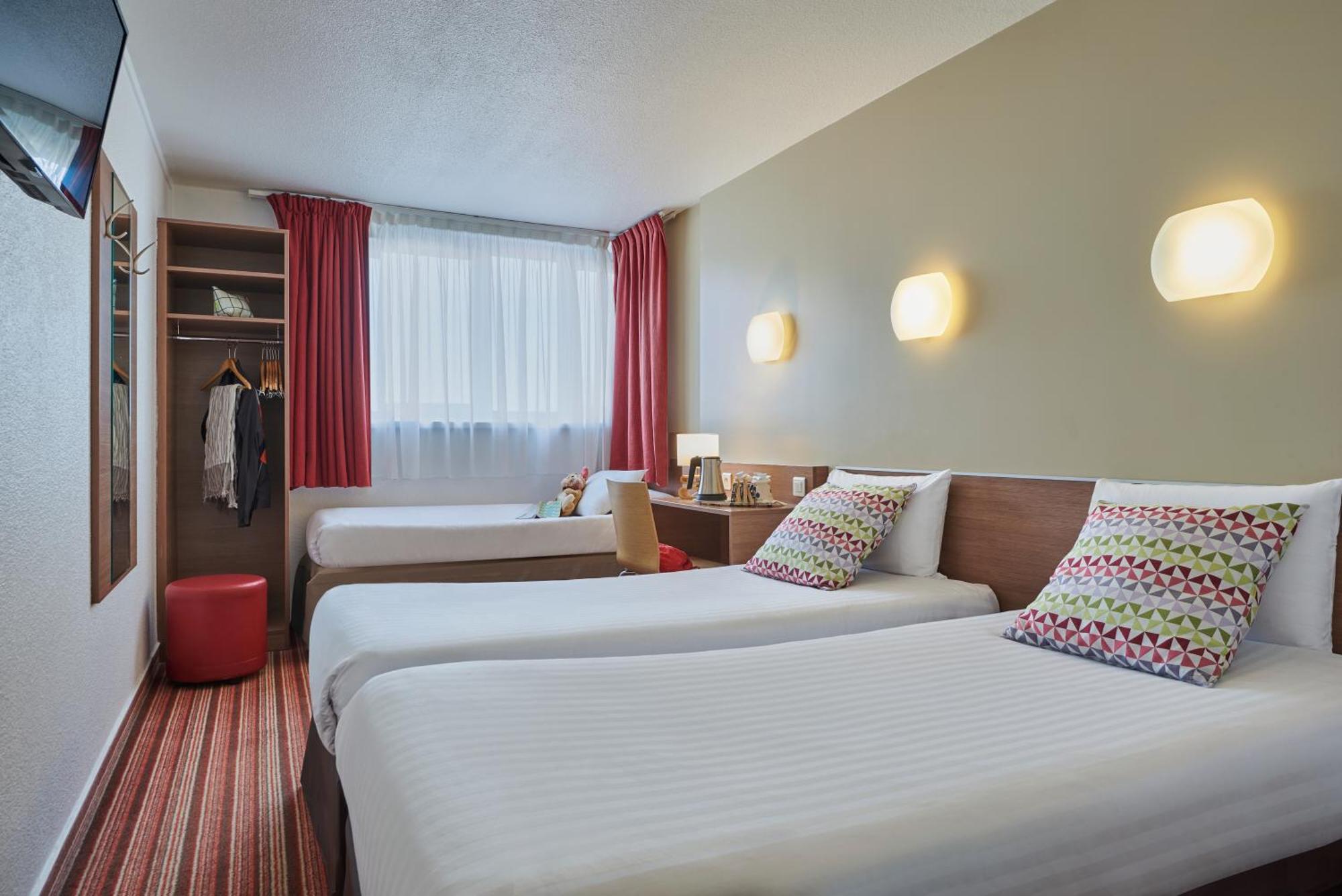 Hotel Campanile 12 - Bercy Village 3*