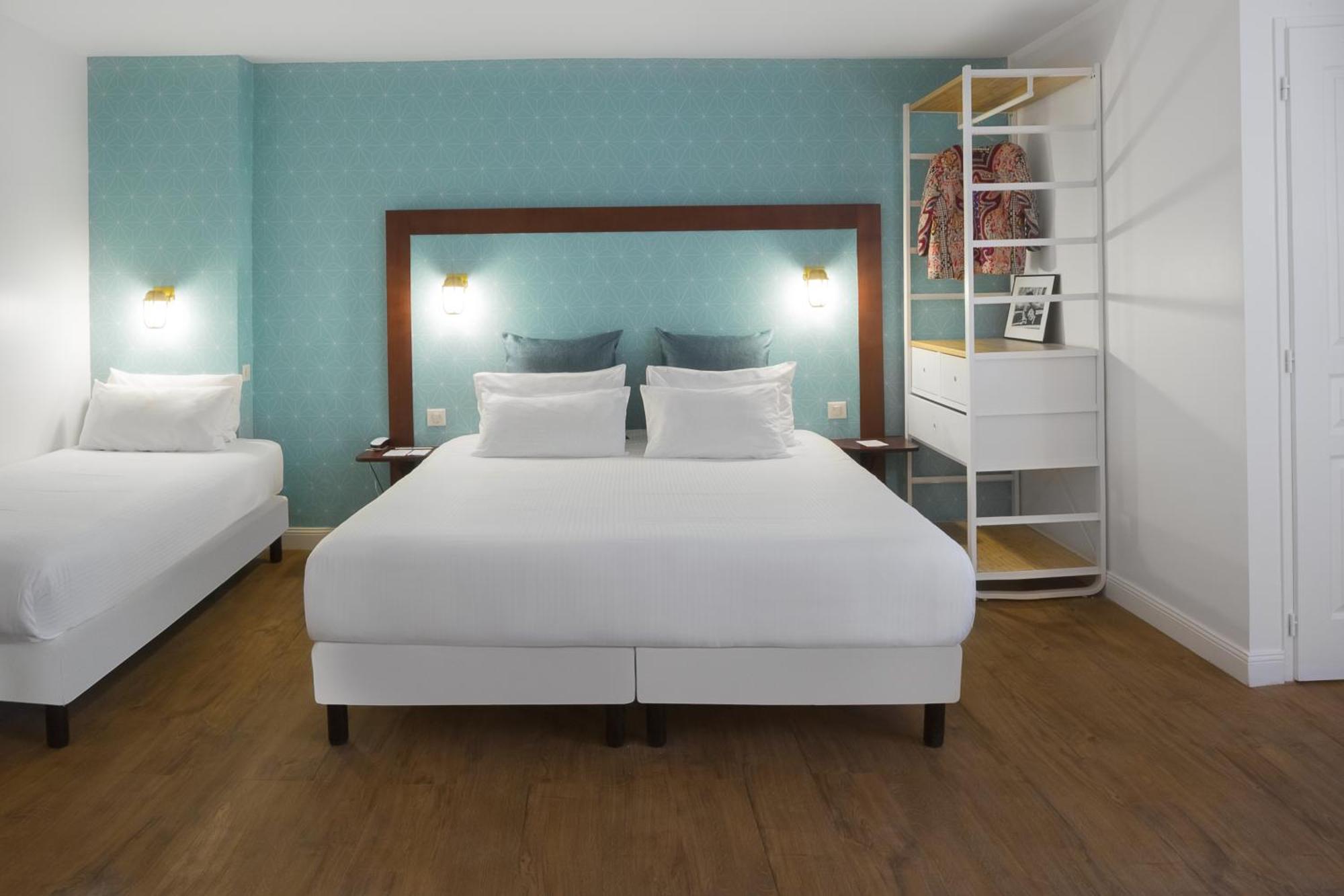 Hotel The Playce By Happyculture 4*