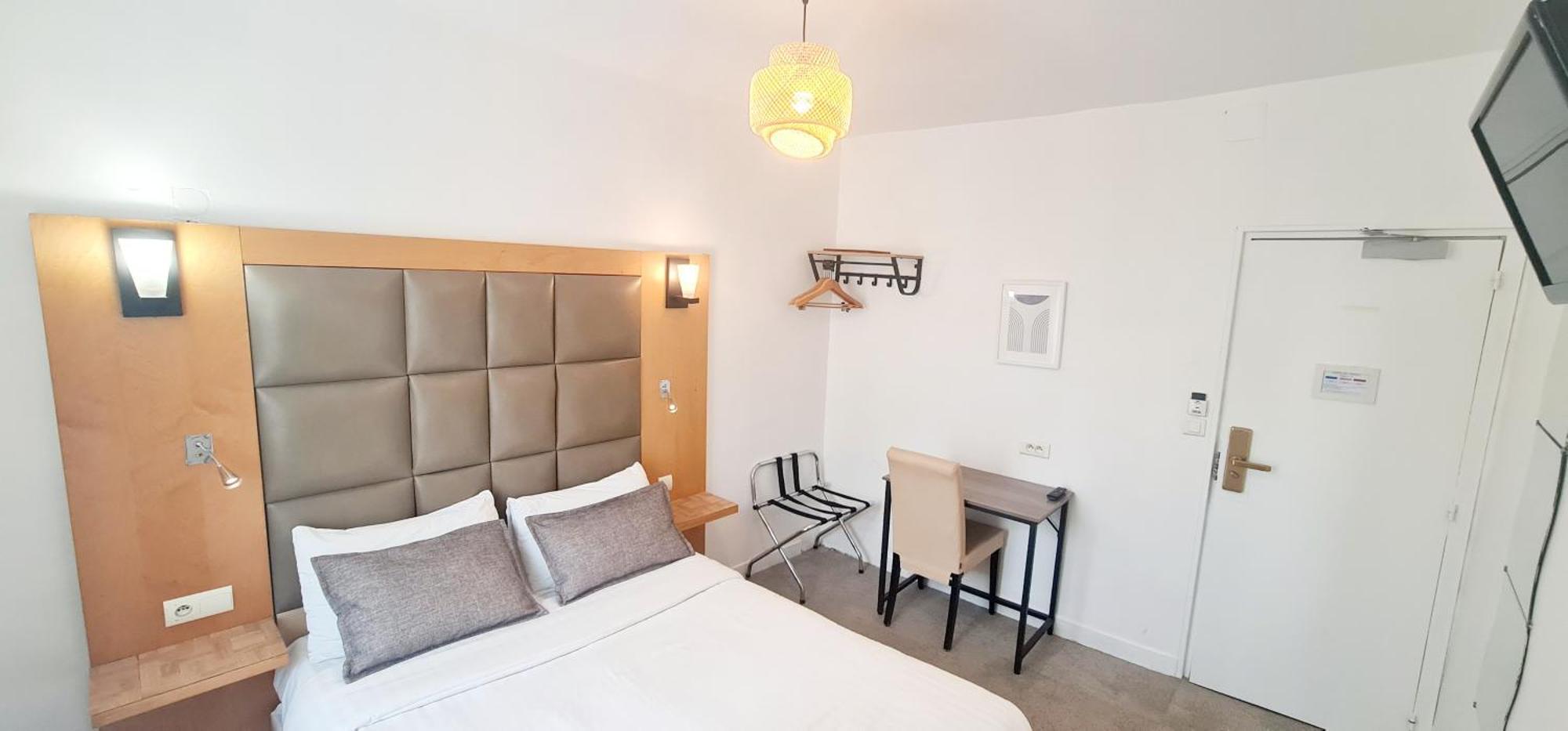 Hotel De France 18