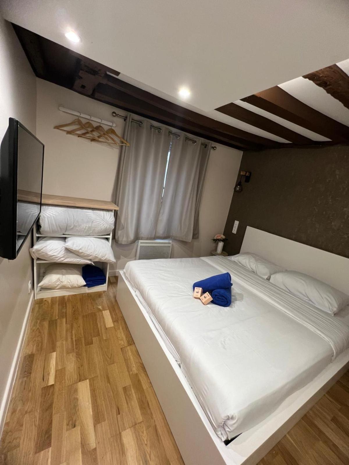 Apartment Rent A - Cosy 2bdr Paris