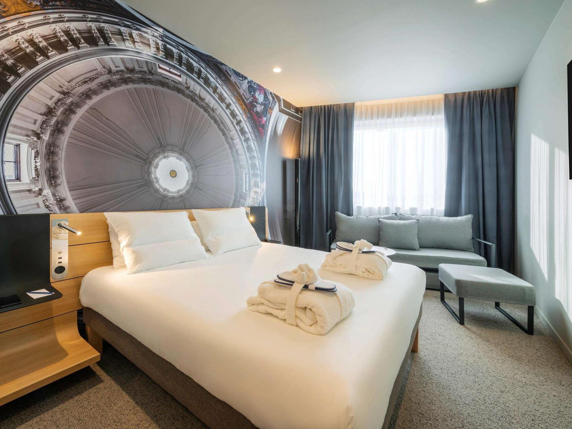Novotel 20 Belleville Hotel