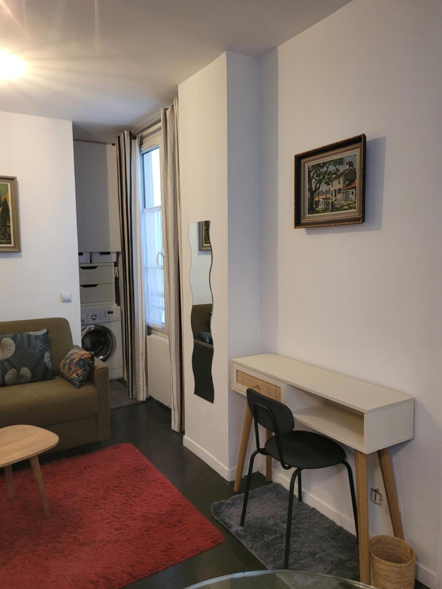 Apartment Calme Proche Montmartre Et Batignolles - Metro 13 Et 14