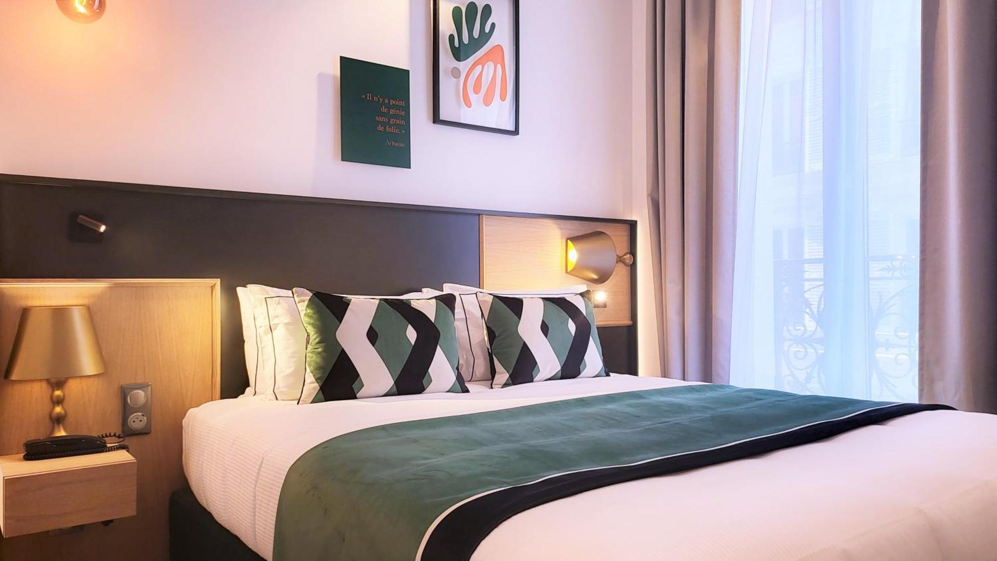 Hotel Star Champs-elysées 4*