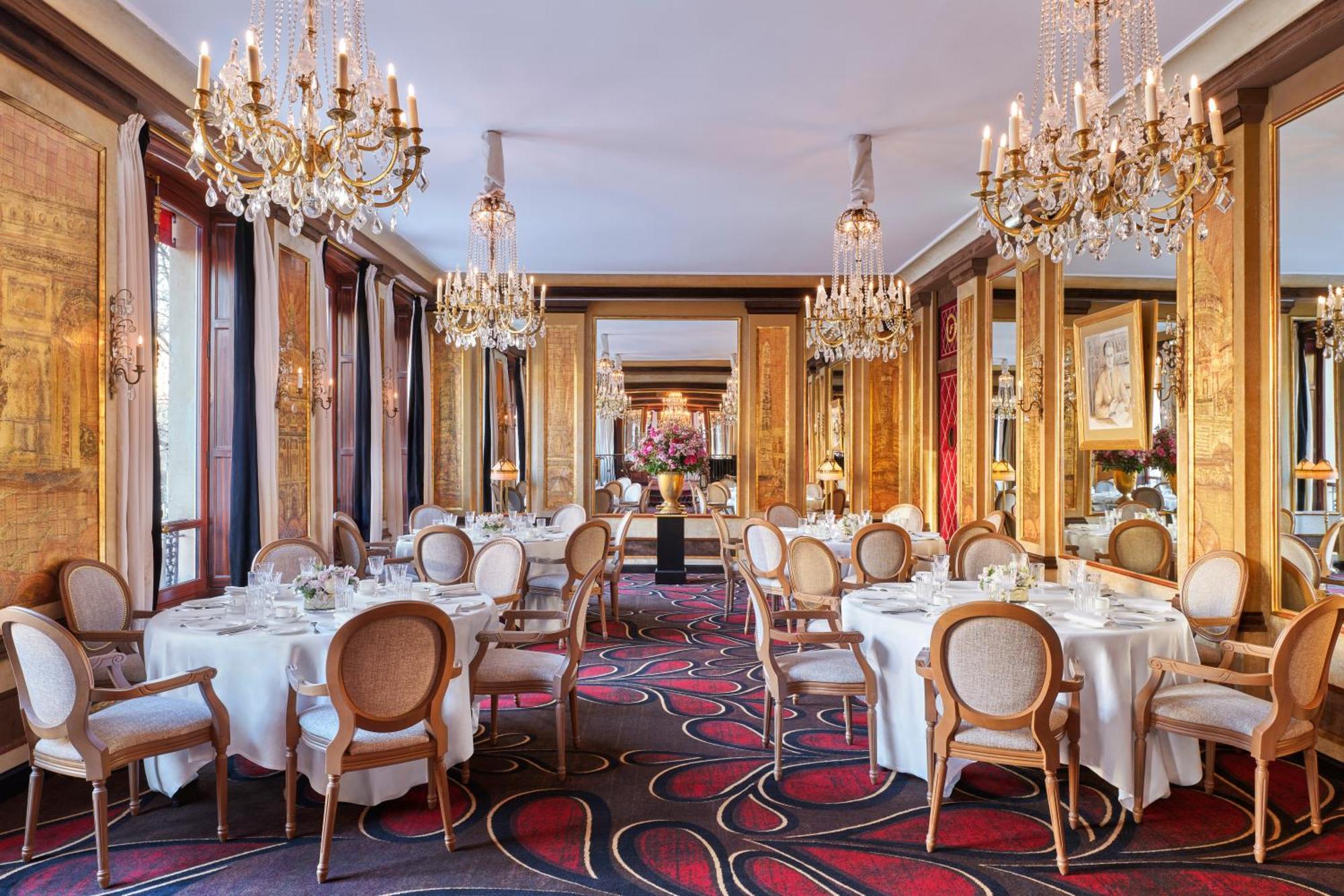 Barrière Fouquet's Hotel