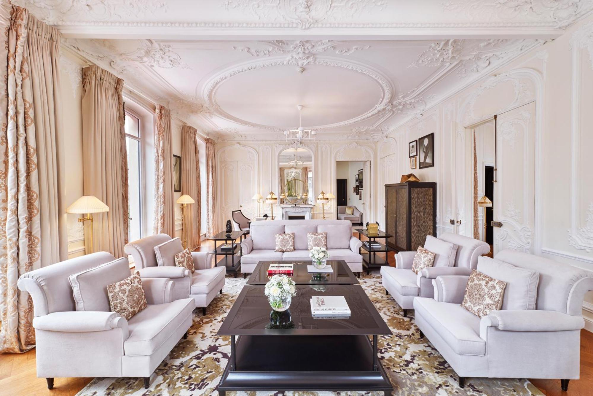 Hotel Barrière Fouquet's Parigi