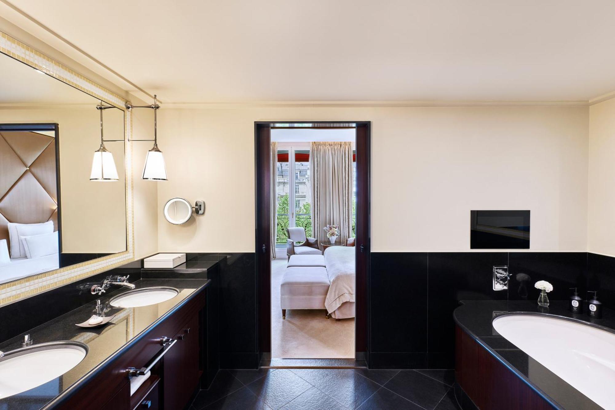 Hotel Barrière Fouquet's Parigi