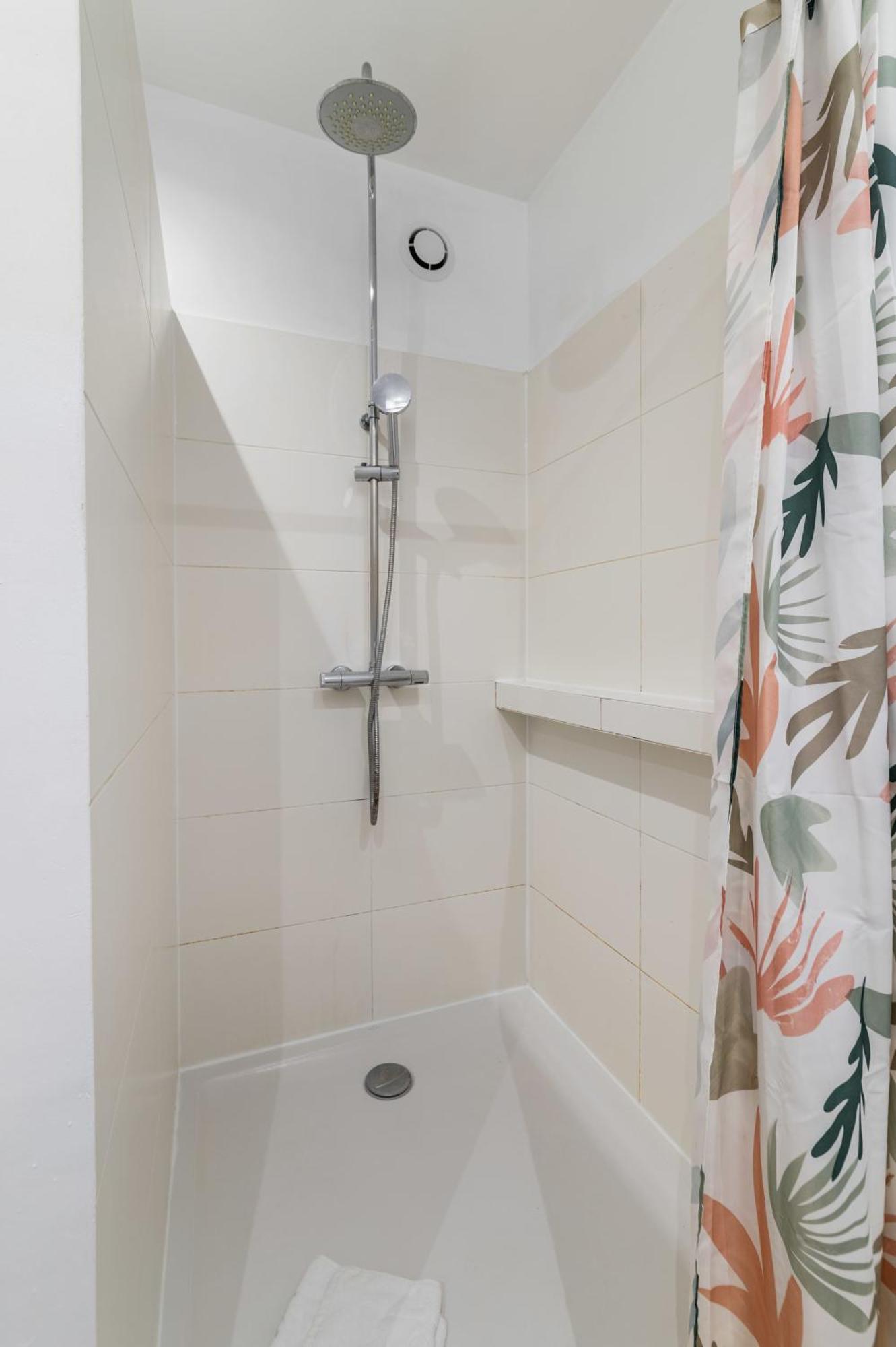 Apartment Familial Proche Des Commerces - 8p - Flat-guest *