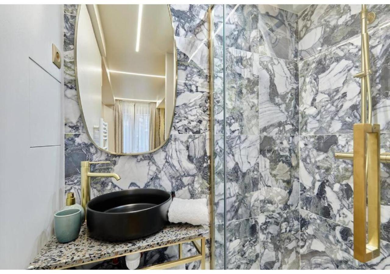 Le Marais Place Des Vosges By Prestige Appartamento