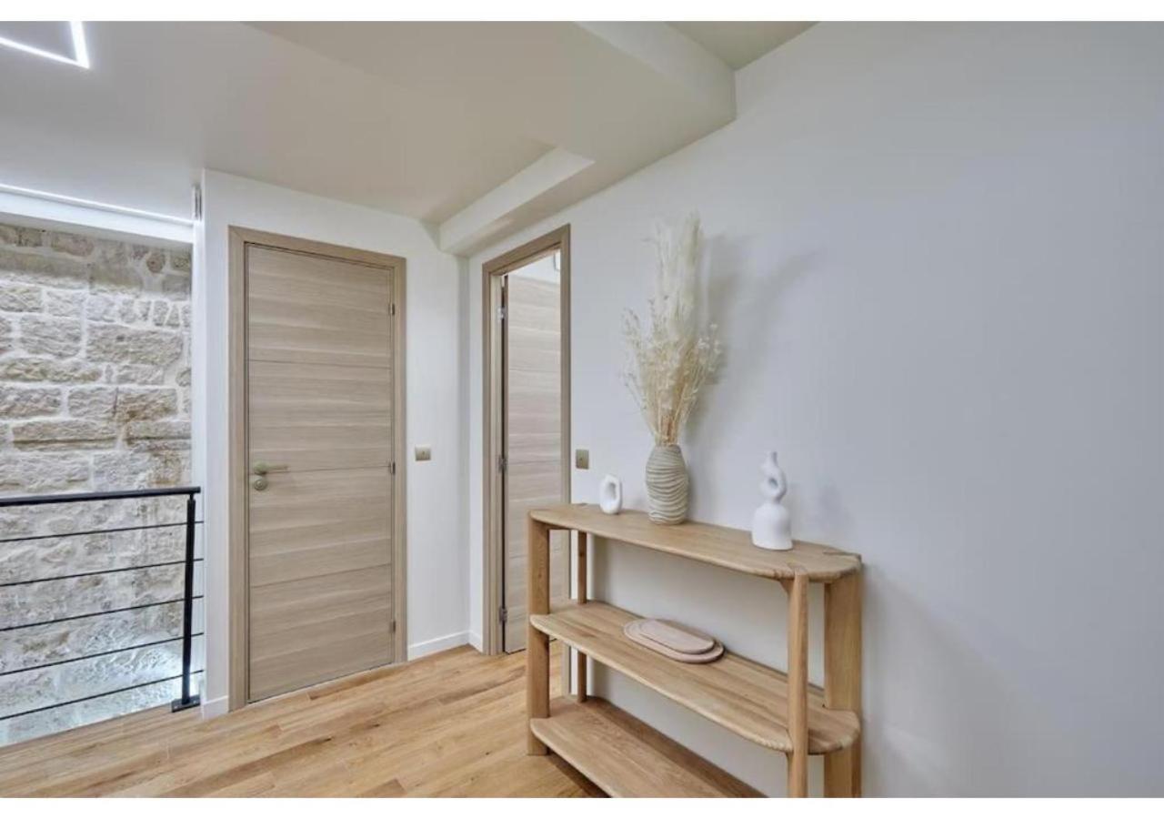 Appartamento Le Marais Place Des Vosges By Prestige Parigi