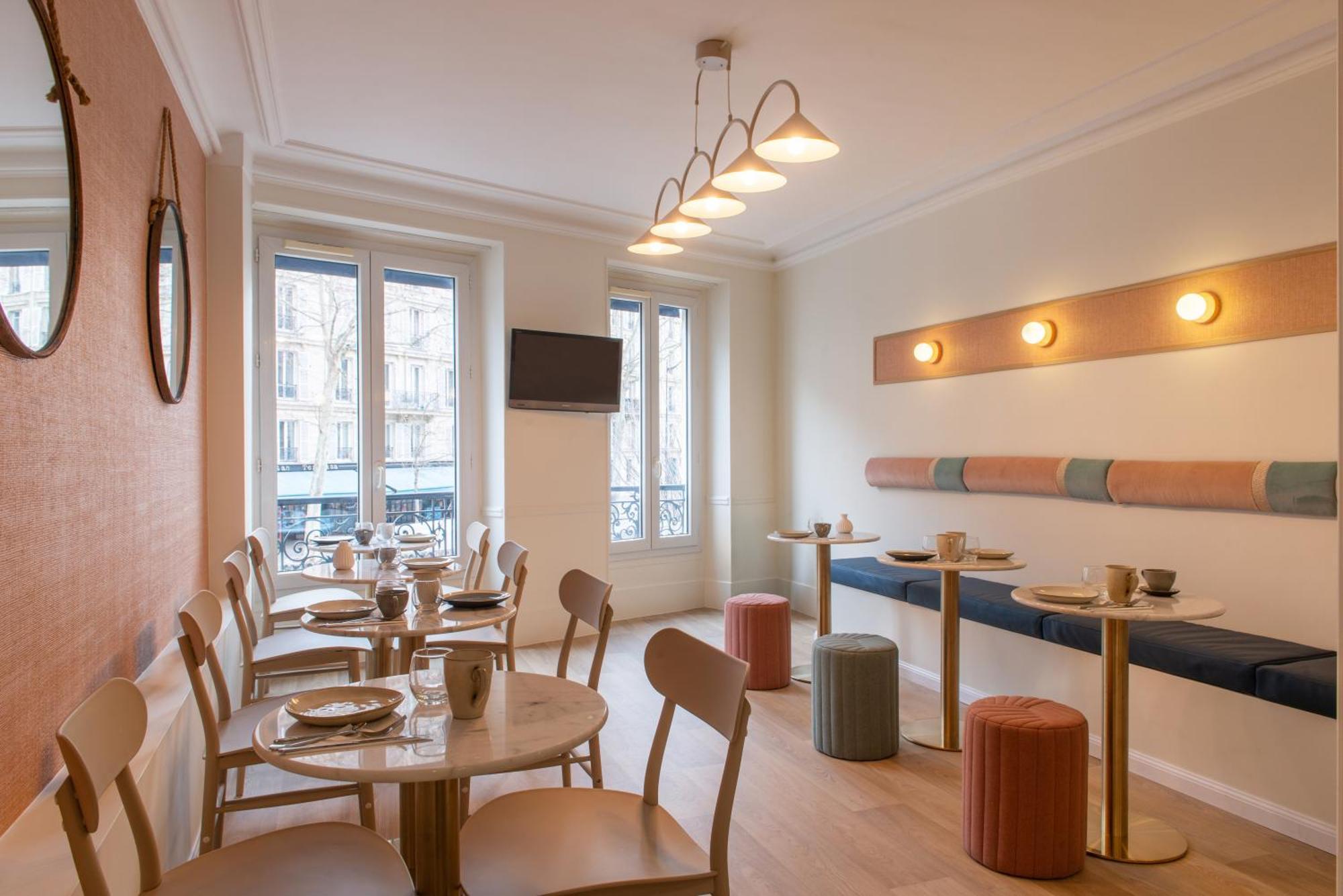 Hotel Avama Prony Parigi
