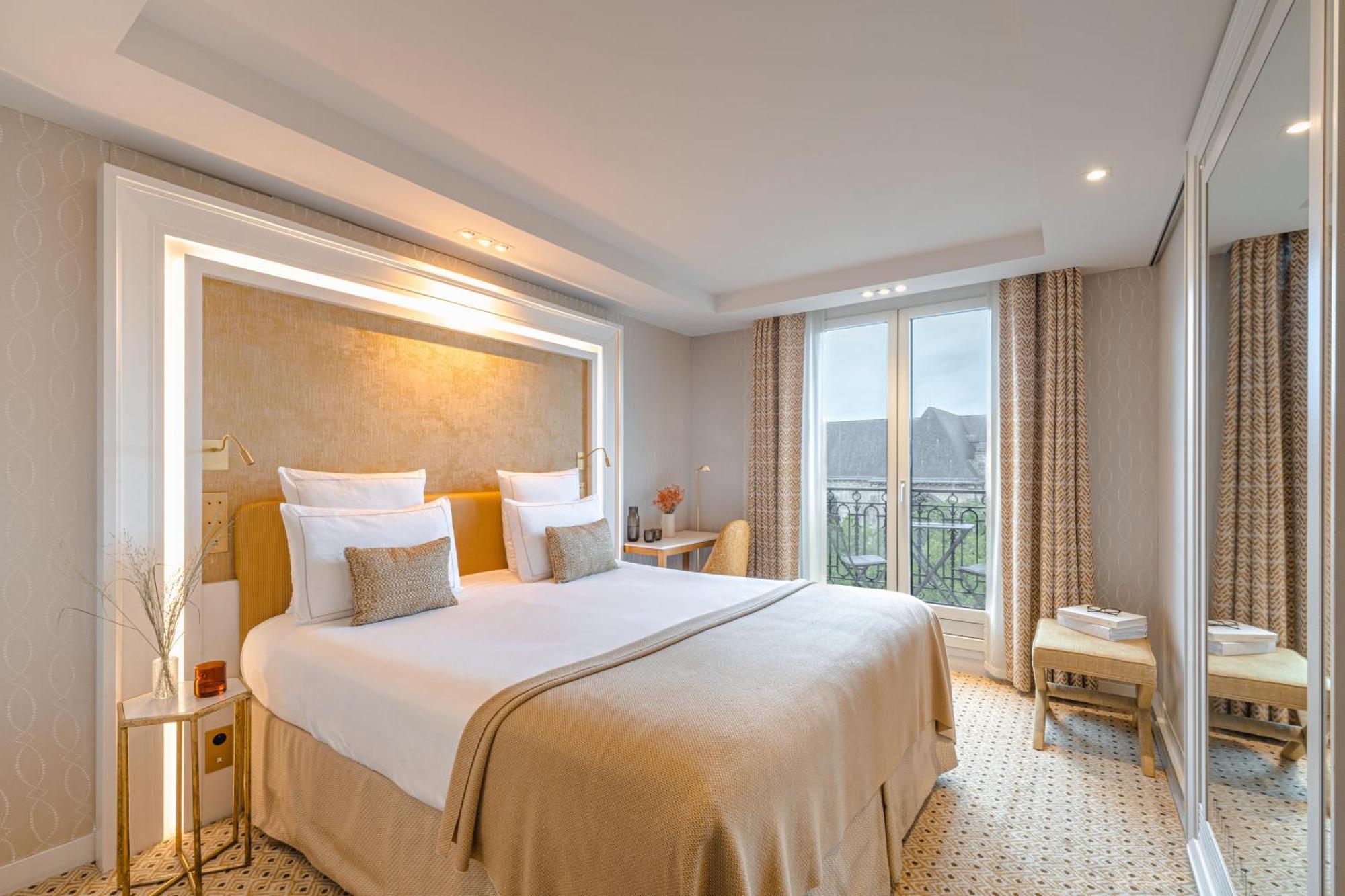 Madison Hotel 4*