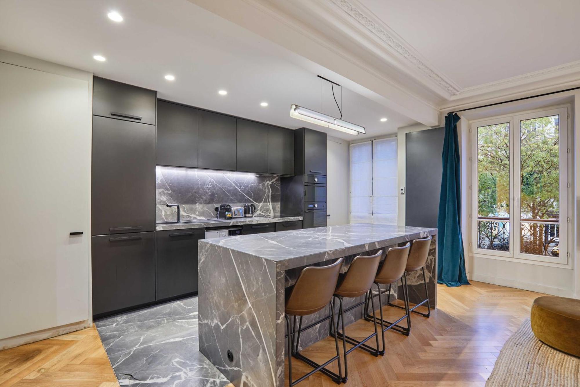 Apartment Magnificent - 3br- 8p - Batignolles *