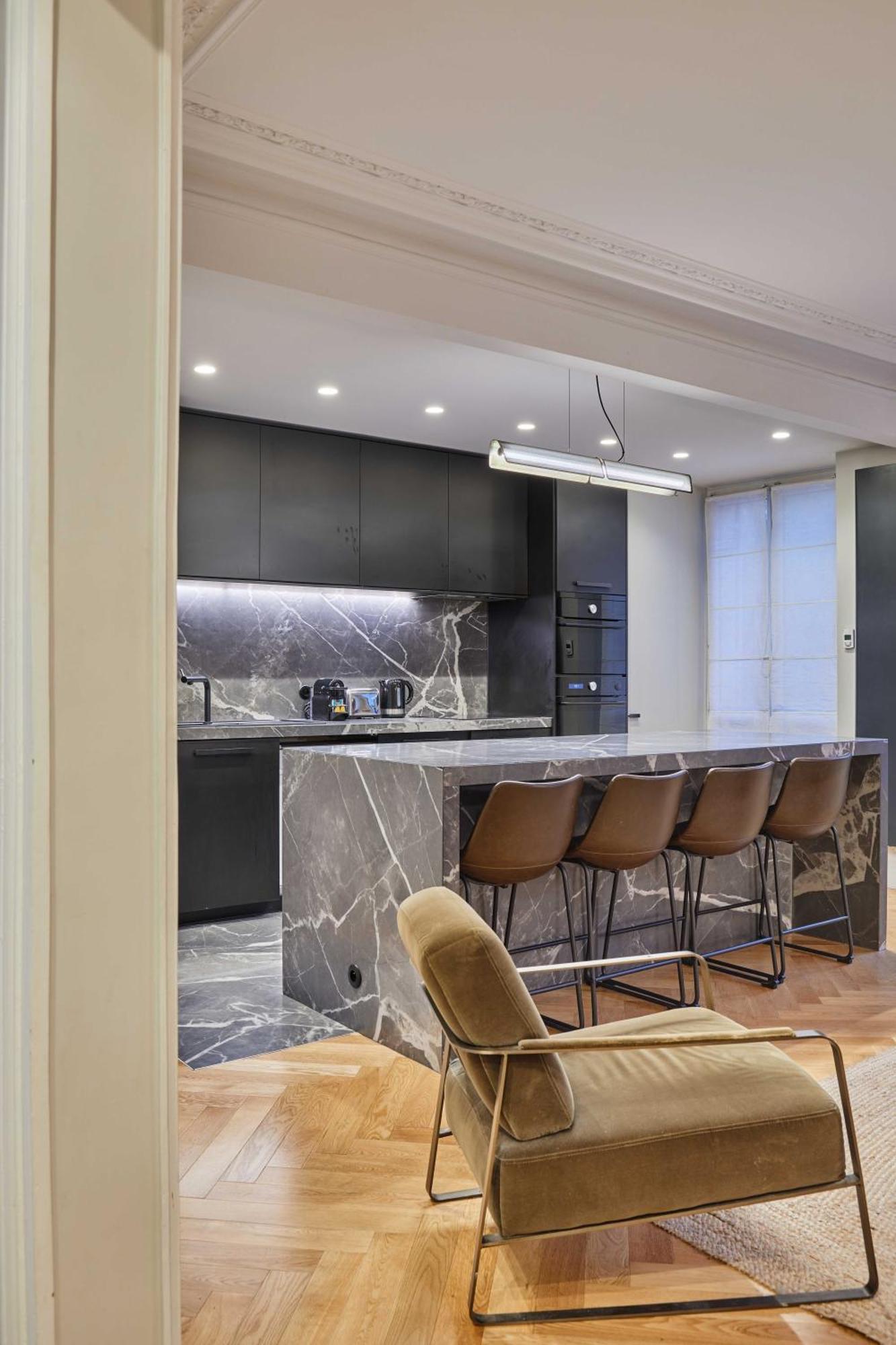 Magnificent - 3br- 8p - Batignolles Apartment