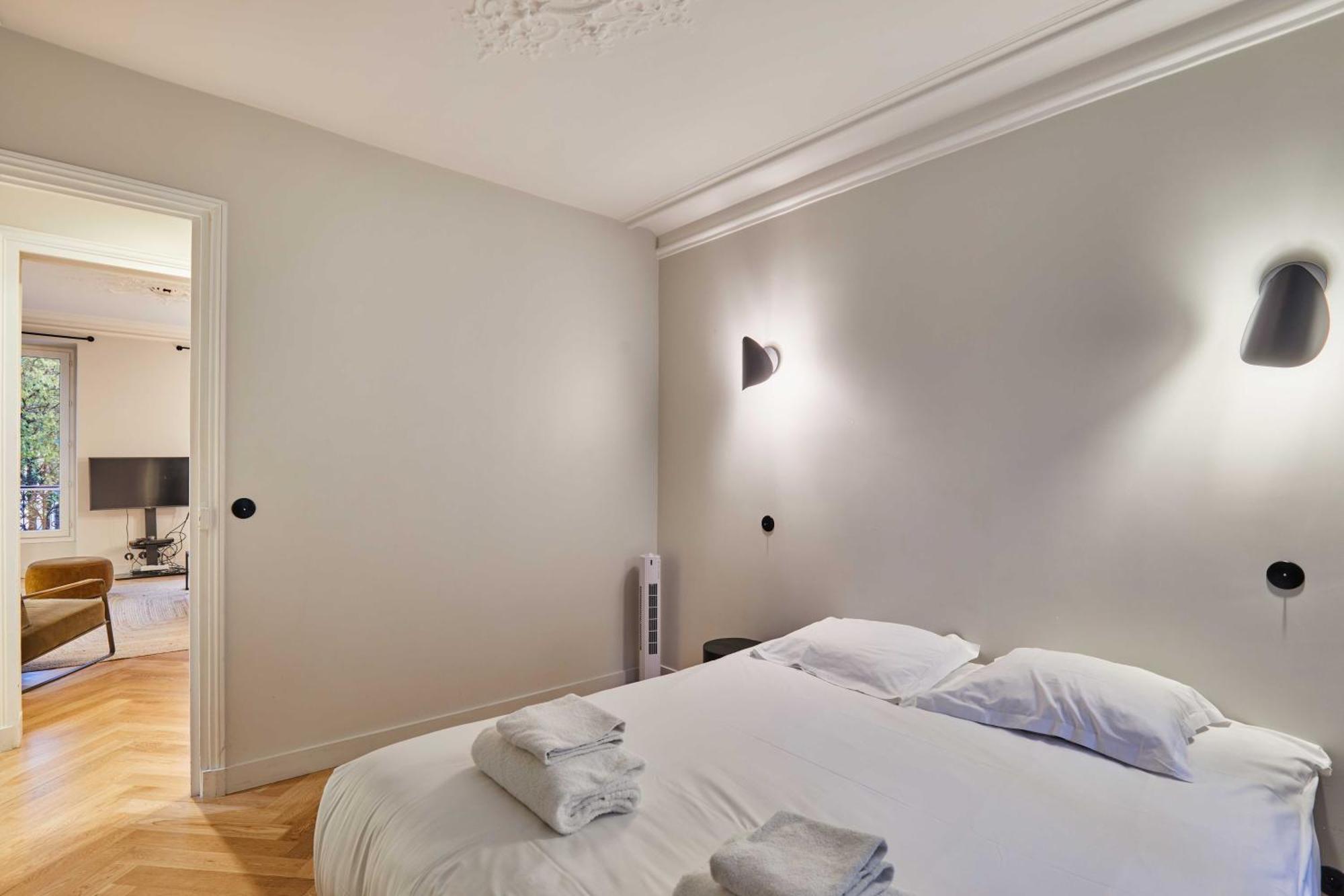 Magnificent - 3br- 8p - Batignolles * Paris
