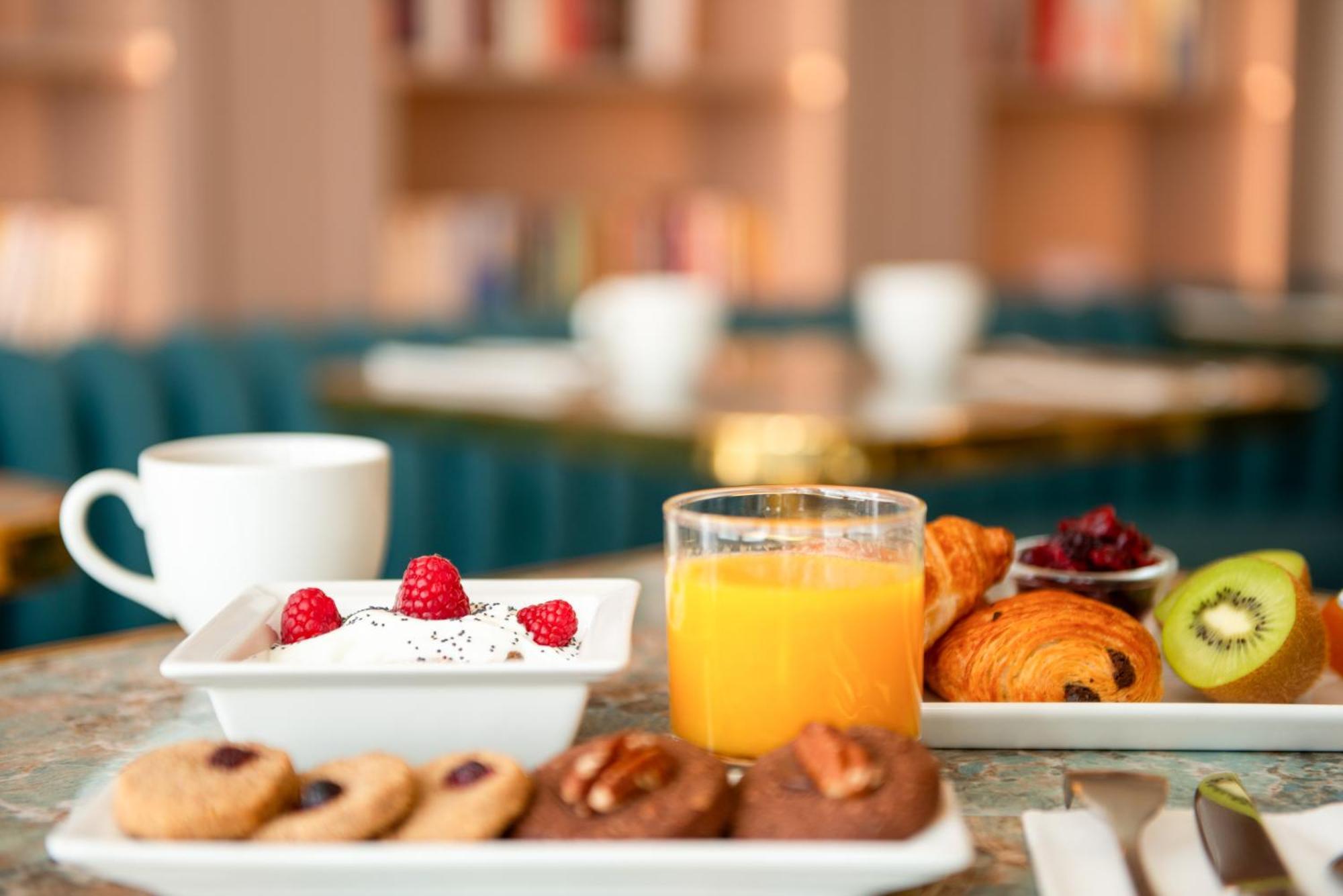 Hotel Mercure Pigalle Sacre Coeur Parigi
