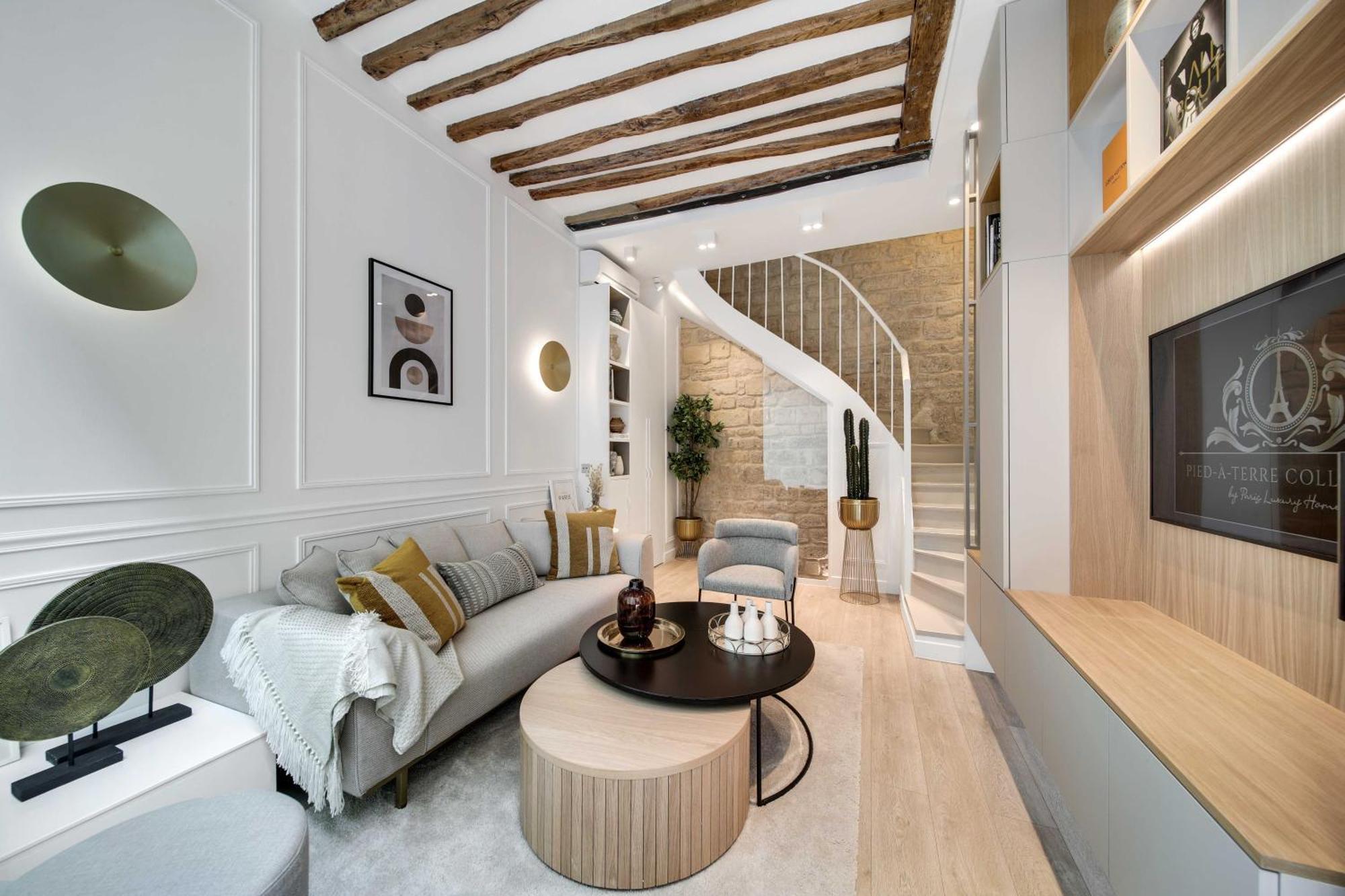 Ultra Town House By Architect - Louvre Apartment