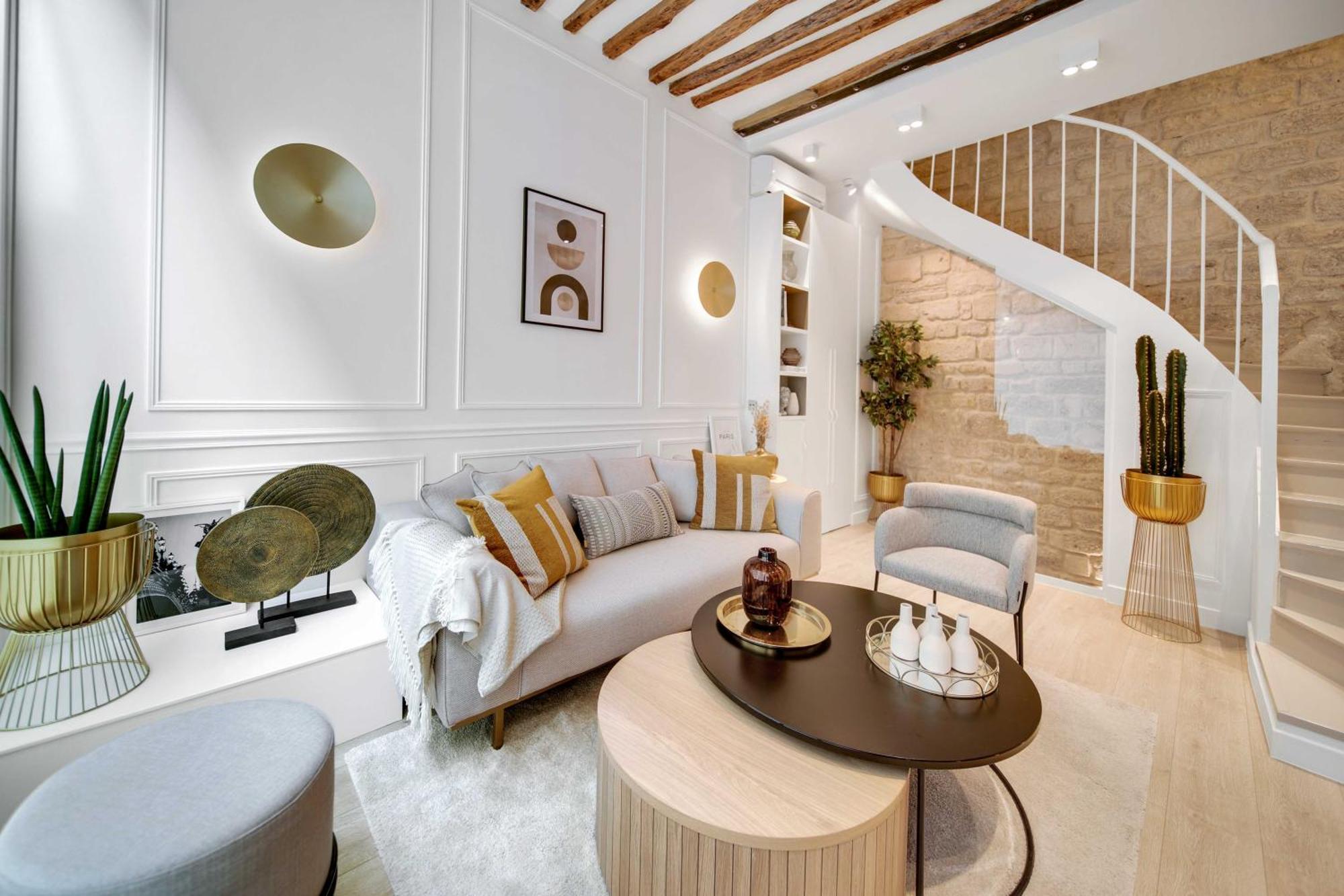 Ultra Town House By Architect - Louvre Apartment