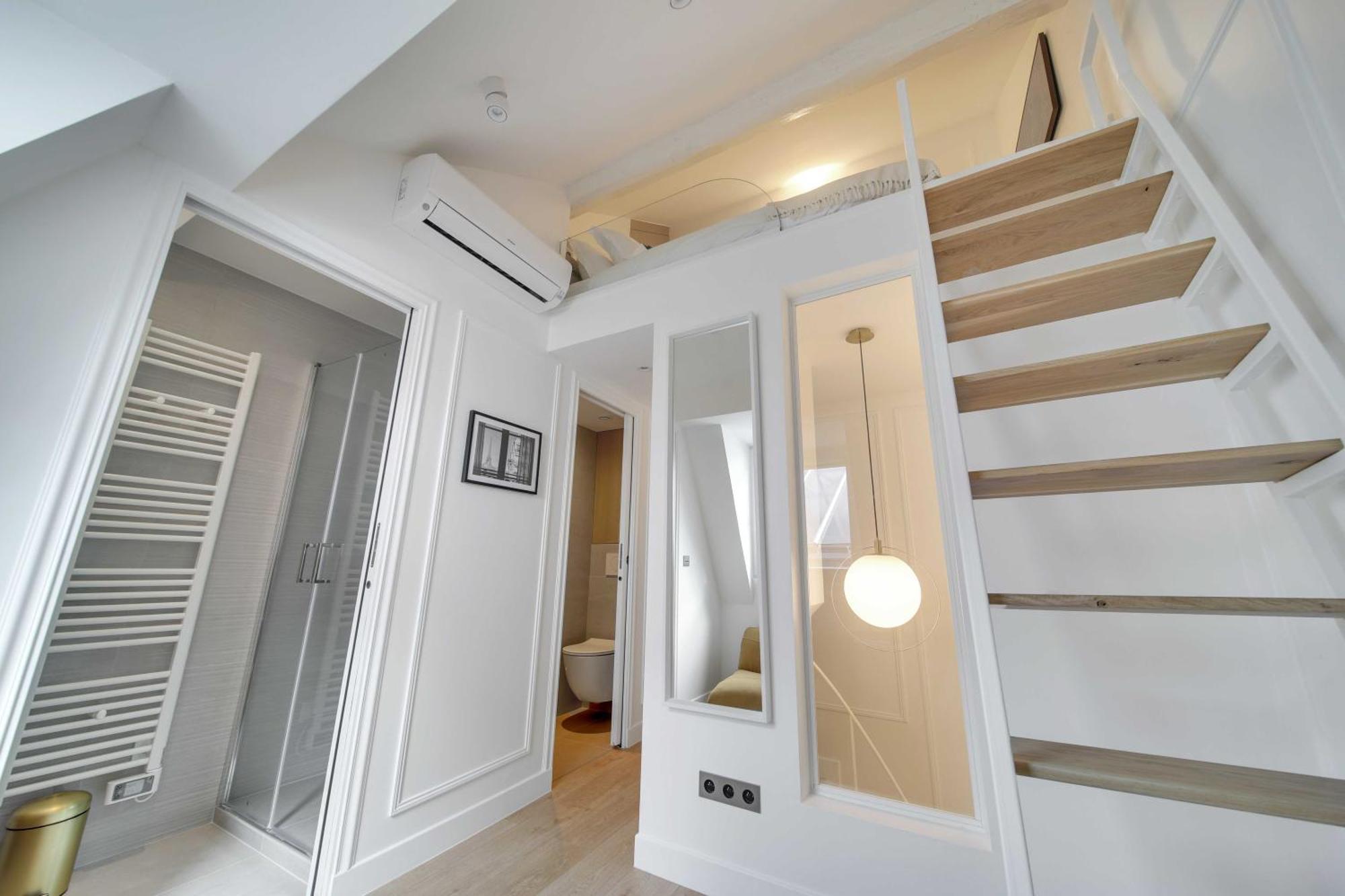 Ultra Town House By Architect - Louvre Apartment